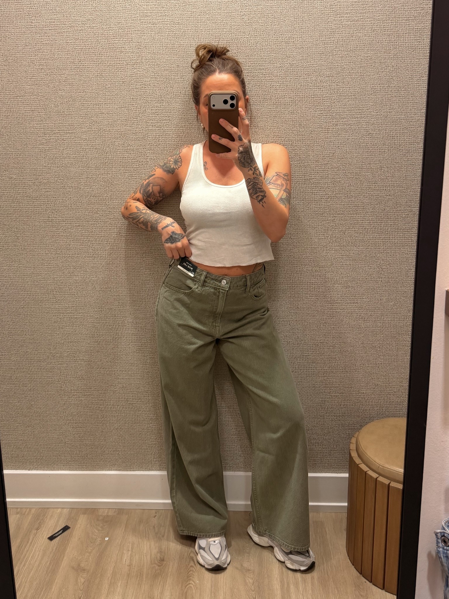 15% off almost everything or 20% off 3+ items right now at @abercrombie  !!

curve love high rise wide leg jeans!! i looove this color and fit ◡̈ wearing a 27 SHORT in this and i am 5’4 and 128 lbs right now!

#LTKootd #LTKgrwm