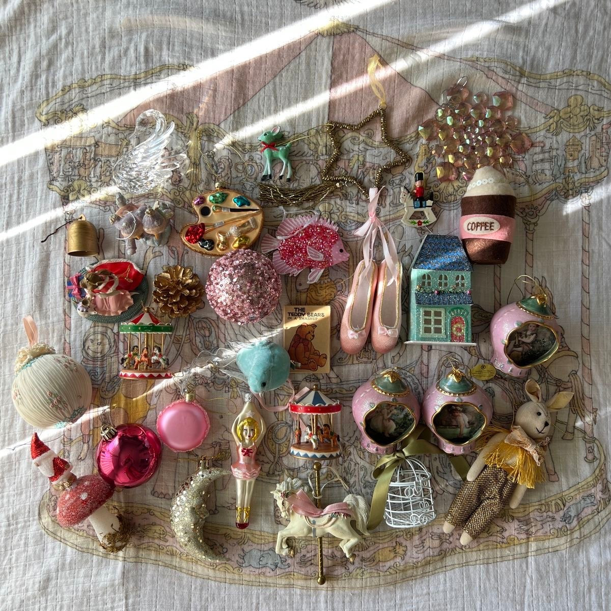 Recreating this gorgeous ornament collection

#LTKCyberWeek #LTKfestive #LTKaustralia