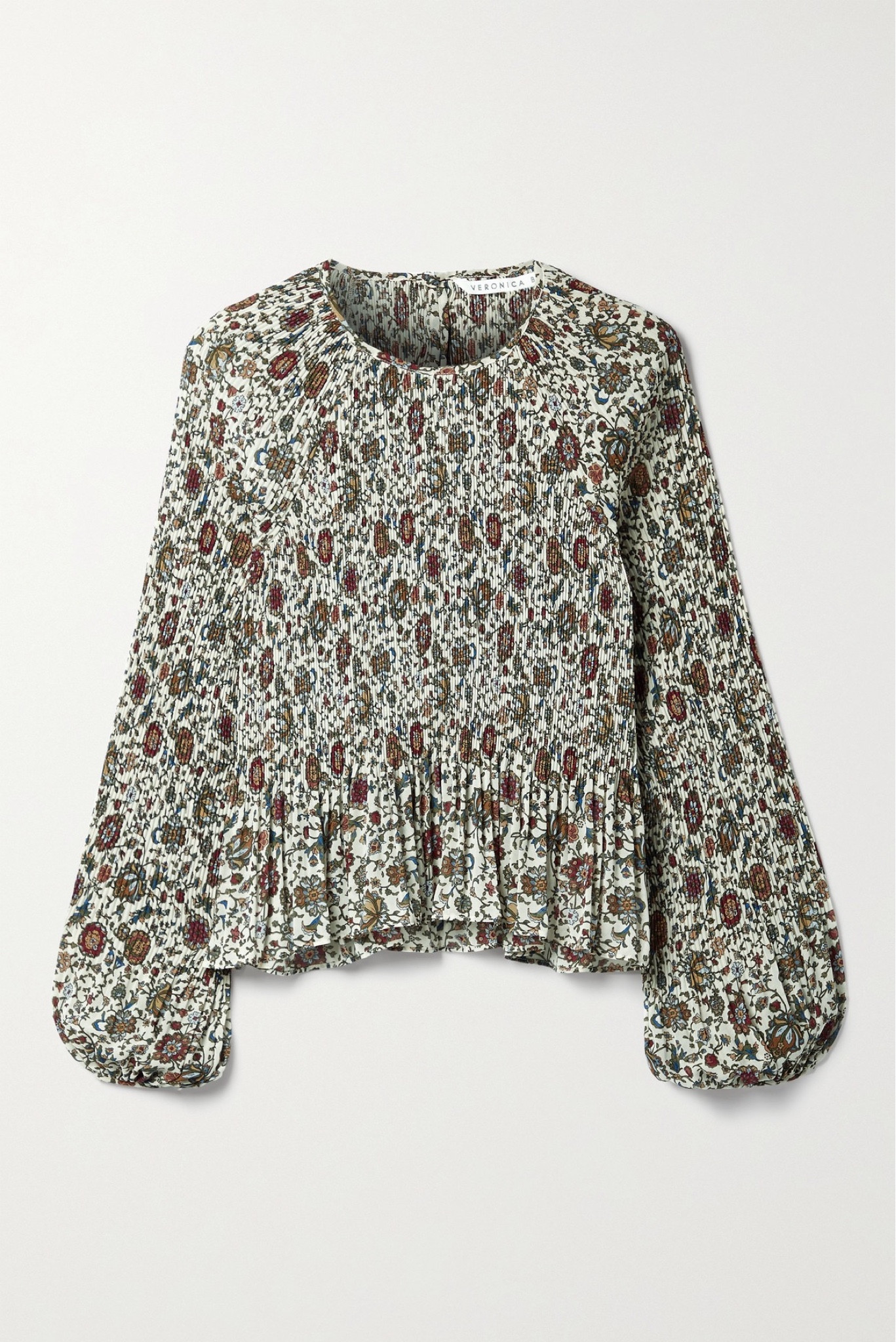 Linked a few tops for Fall I’m loving from Veronica Beard 

#LTKCon #LTKSeasonal #LTKworkwear