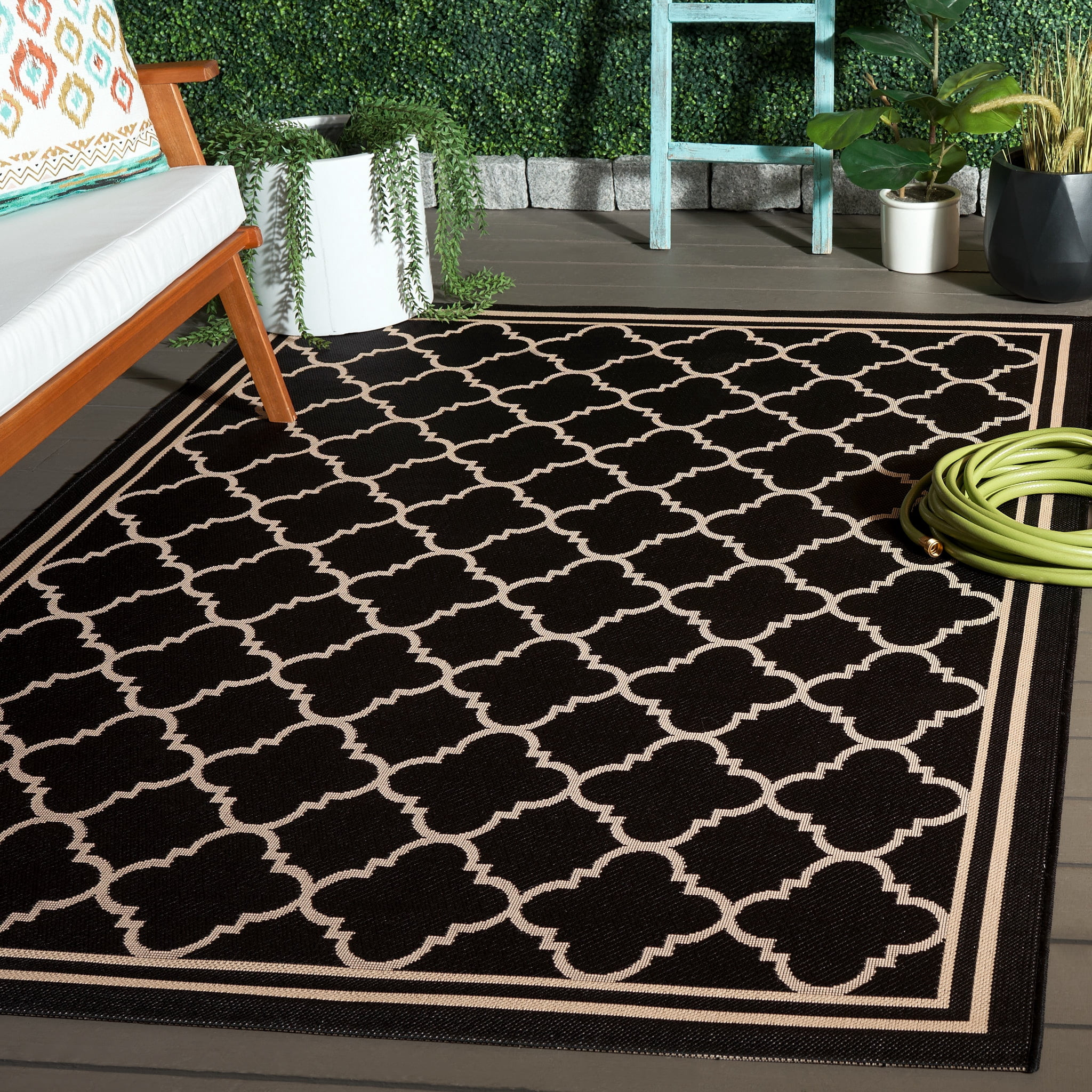 Safavieh Courtyard Alina Geometric Quatrefoil Indoor/Outdoor Area Rug, Brown/Bone, 5'3" x 7'7" | Walmart (US)