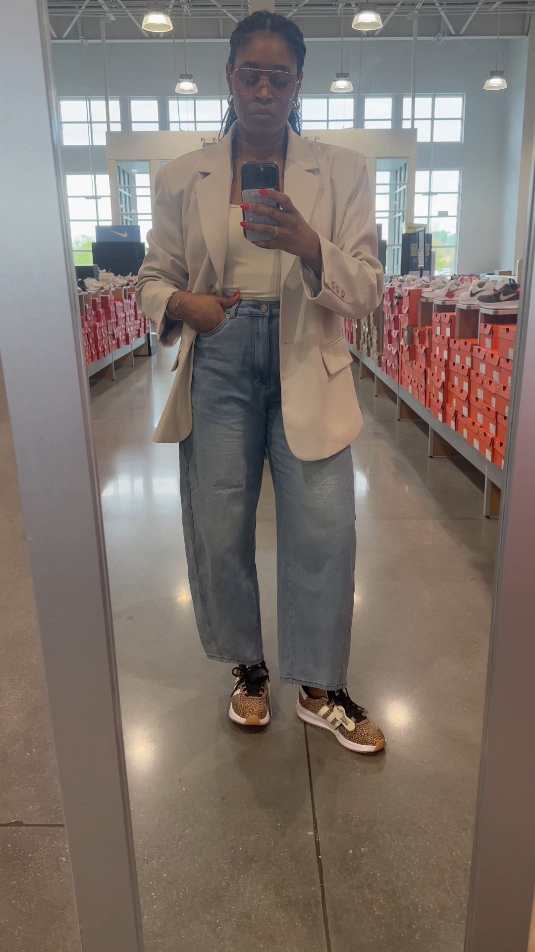 Looking for a fun sneaker to rock! She’s THAT girl.

#LTKFindsUnder100 #LTKShoeCrush