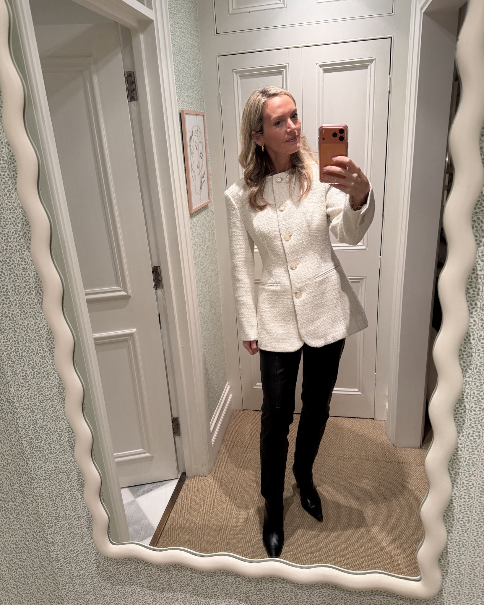 This week in outfits. Cream boucle blazer, leather trousers, velvet trouser suit, culottes, brown roll neck, blue shirt and navy cords 💙

#LTKwinter #LTKuk #LTKfestive