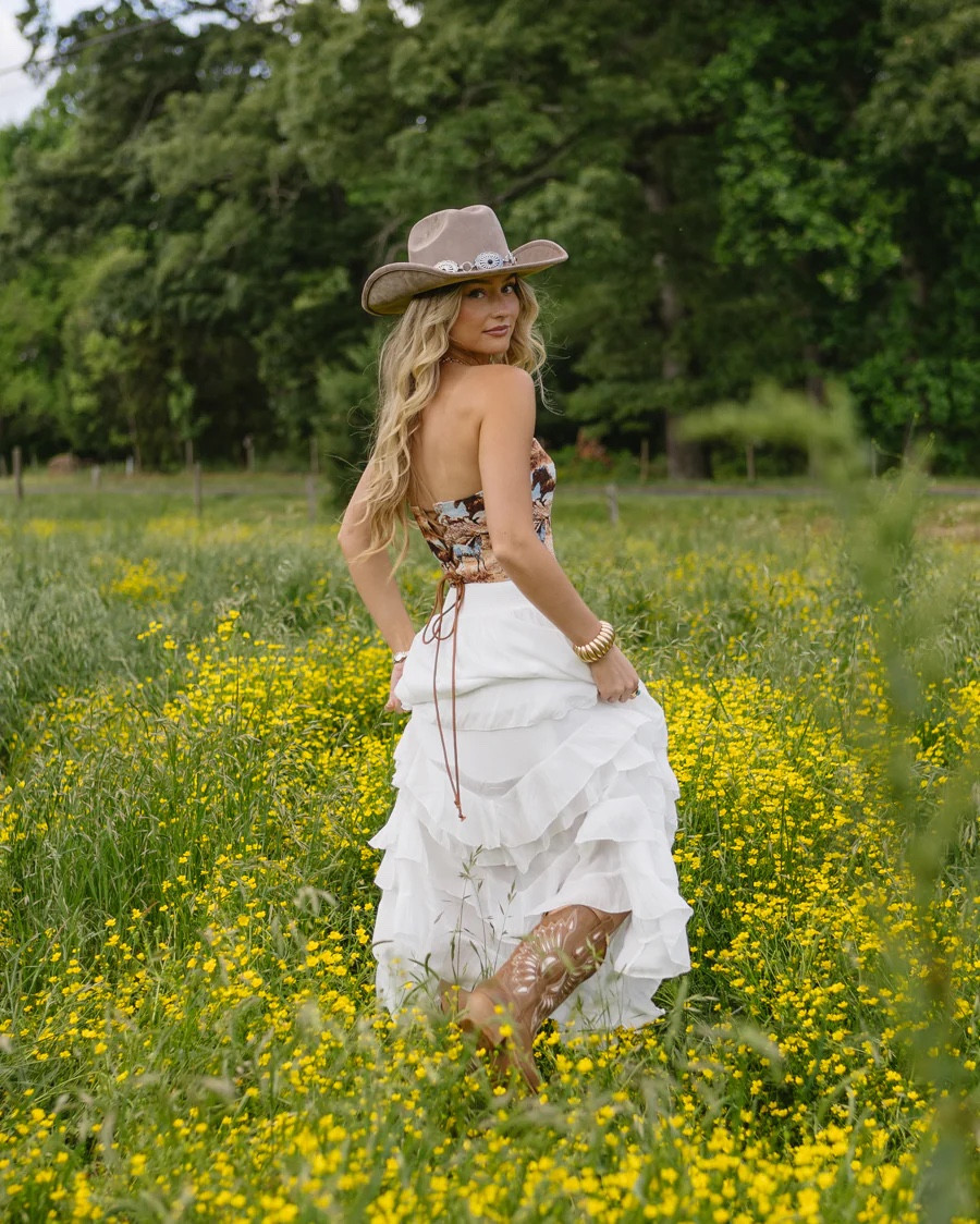 Heading west Vestique new drop! Loving it all! 