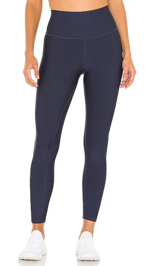 alo 7/8 High Waist Airlift Legging in Navy. - size S | Revolve Clothing (Global)