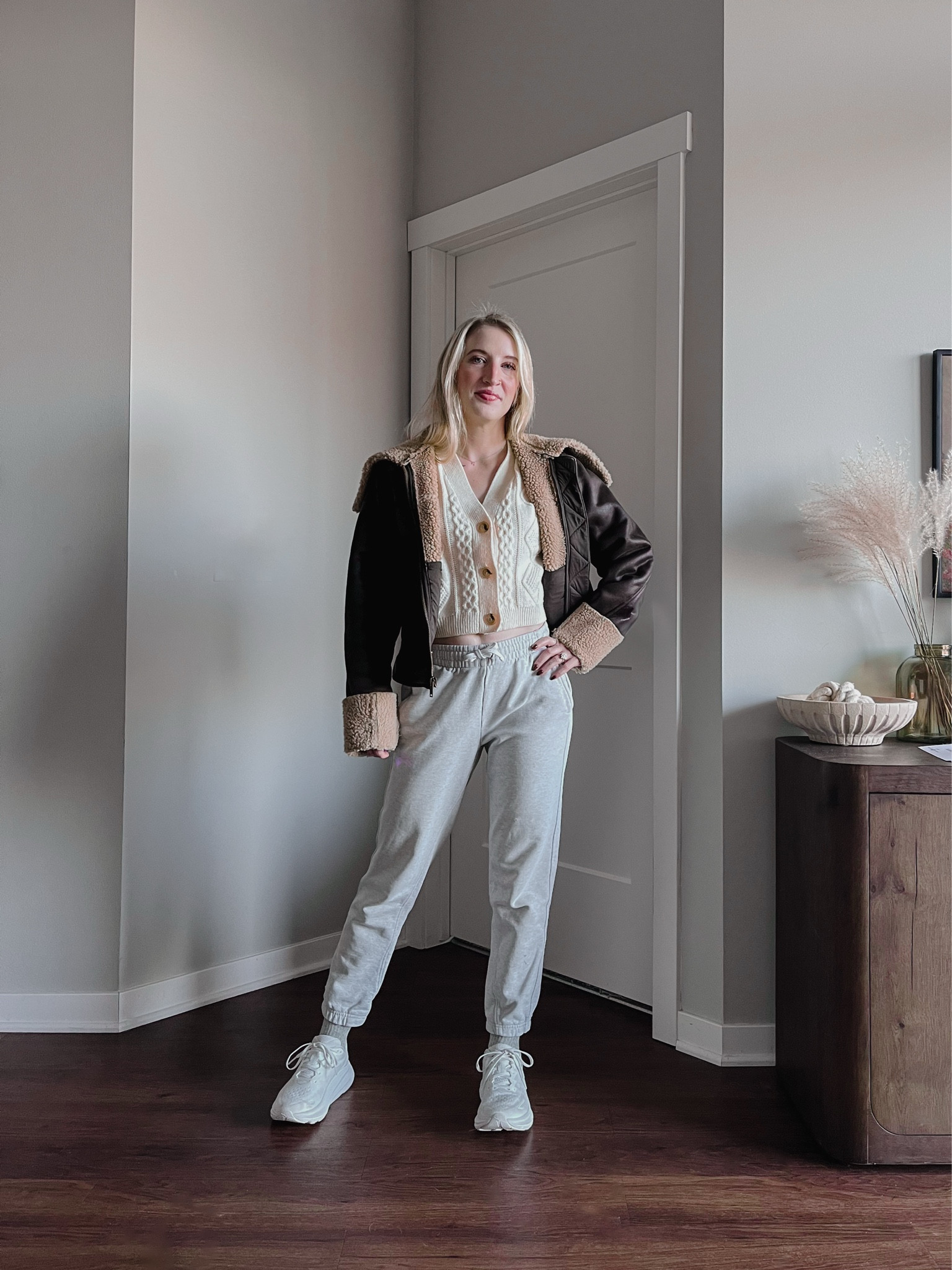 Sweats but make it chic 

#LTKSeasonal #LTKActive #LTKFindsUnder100