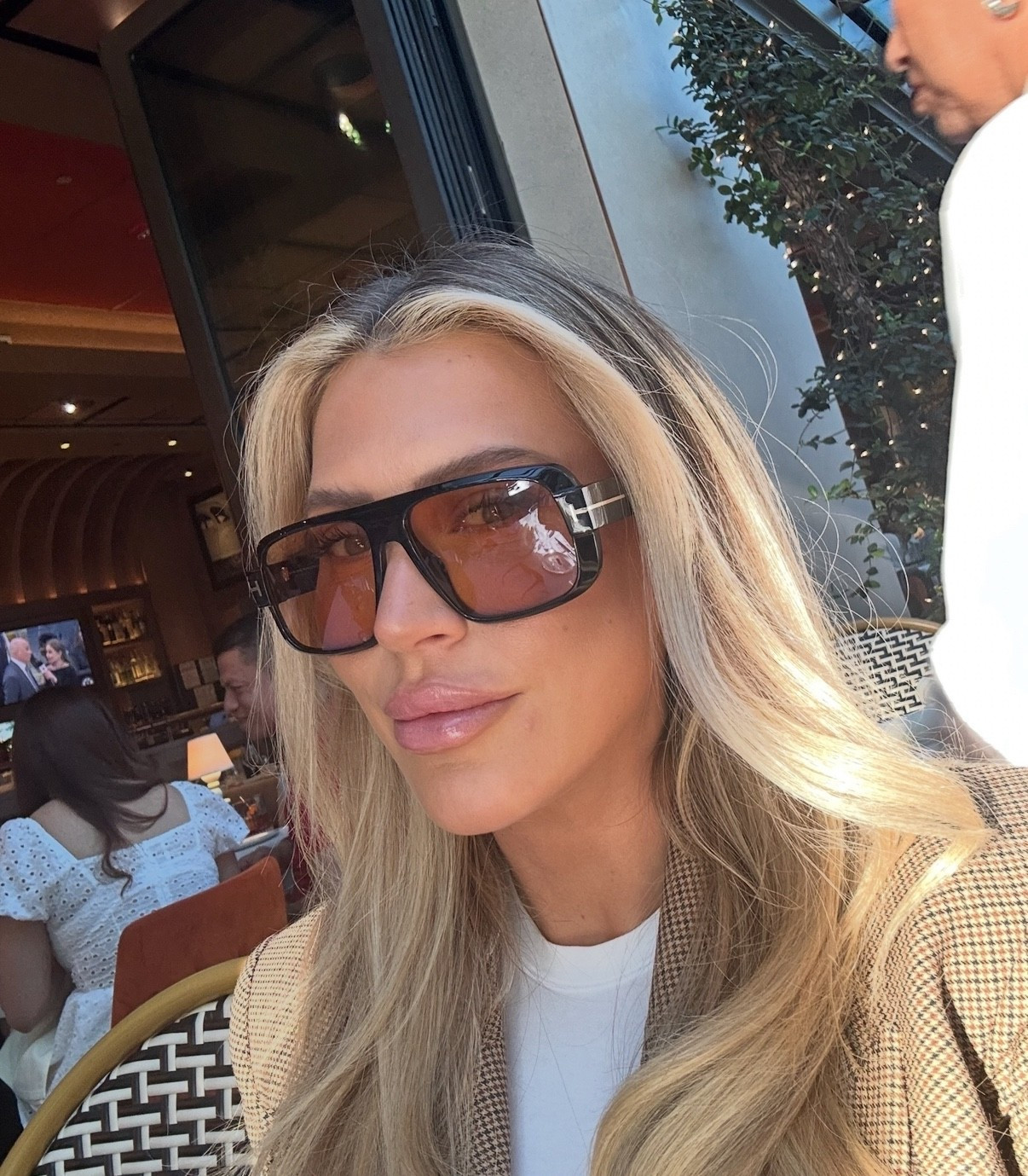 Oversized retro sunglasses are all the range this season

#LTKStyleTip #LTKBeauty #LTKParties