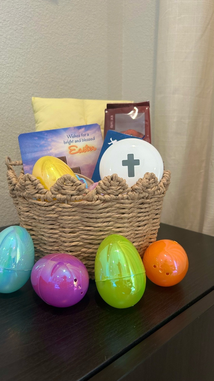 Easter basket for my girl + a box of her favorite @crumbl cookies 💛

Keeping it simple this year. I love the fun traditions, but the best part is getting to remind her what Easter is really about - Jesus ✝️

#easterbasket #giftideasforher #spring #easter #eastergiftideas