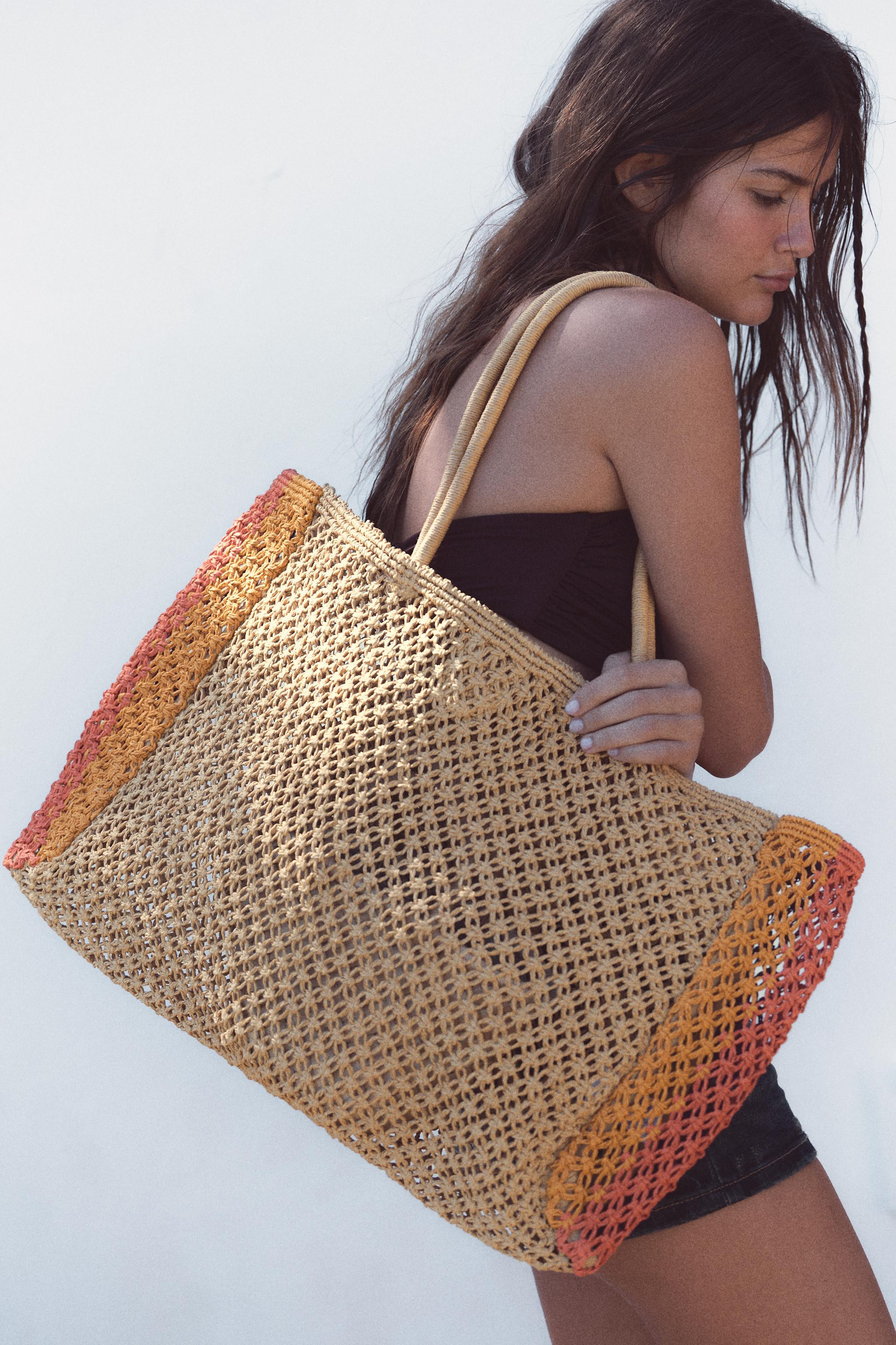 COMBINED WOVEN EFFECT SHOPPER | Zara US