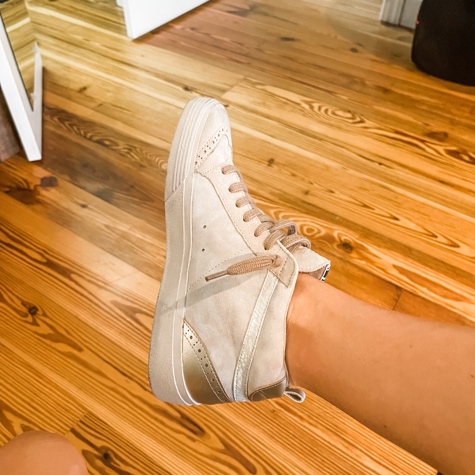 My new favorite shoes! They’re offered in “mini” version too!

#LTKshoecrush #LTKkids #LTKfit