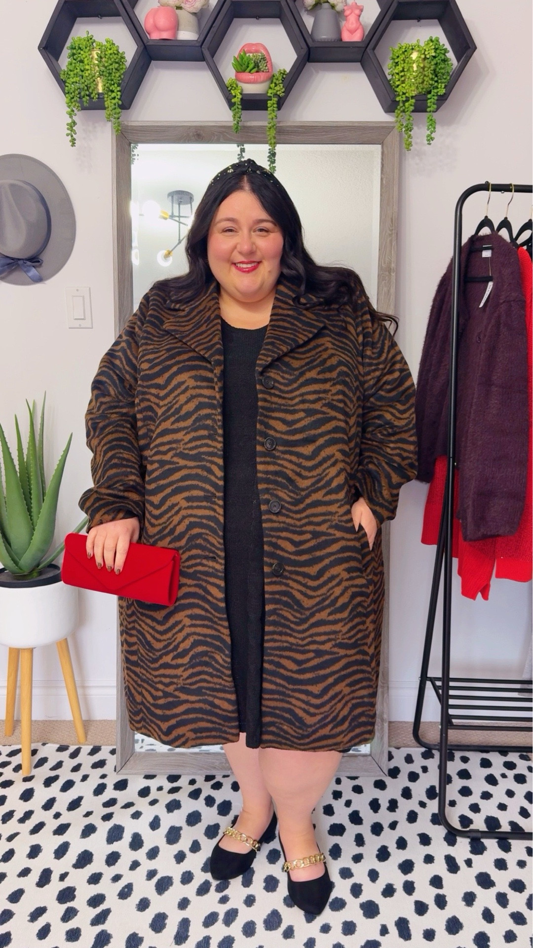 The perfect plus size look to end 2025. Use code CCULLA for 35% off. 
