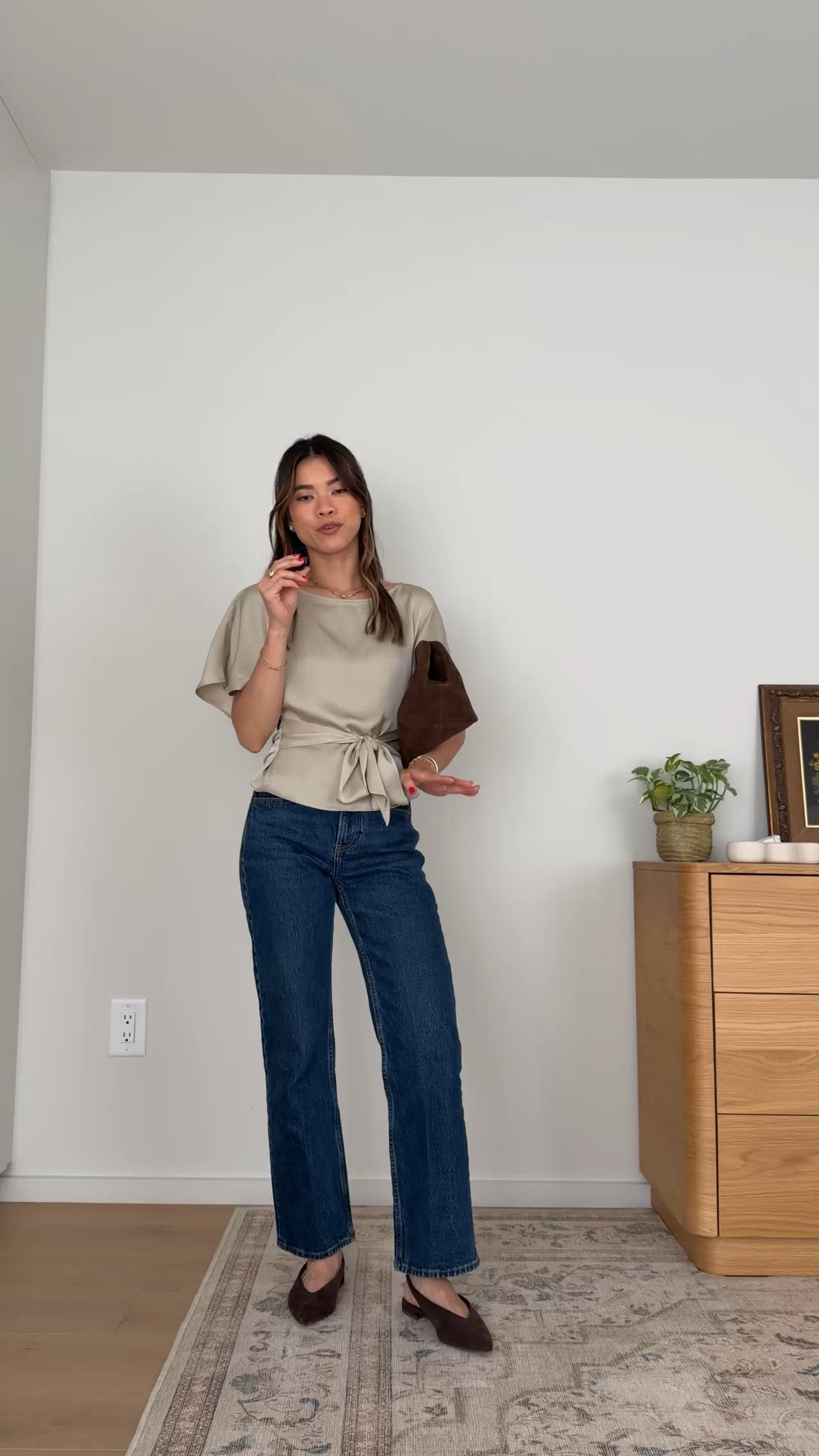I love wearing suede accessories for fall. 

Sizing info:
-Abercrombie High Rise 90s Relaxed Jeans (Size 23 Extra short in Dark Wash)
-Aritzia Ginger Satin Blouse (Size XS in Marcona Beige)

Aritzia Fall New Arrivals, Aritzia Sweaters, Aritzia best sellers, best pieces from Aritzia for petite, what pants from Aritzia will fit if youre petite, Petite style guide, how to dress if you’re petite, Petite style, petite fashion, mom outfit, mom style, petite pants, petite outfit ideas, petite outfits, best pants for petite, petite denim, Fall style, Fall outfits, vacation outfits, denim for petite, satin top,

#LTKootd #LTKSeasonal #LTKPetite