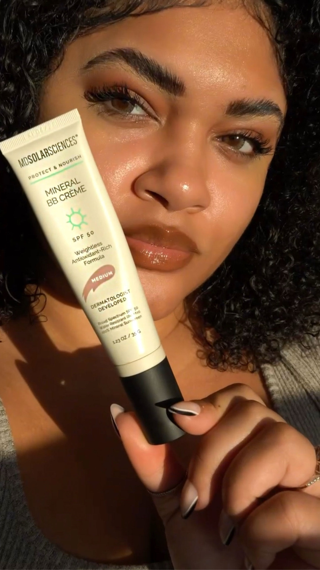 Skin-first era unlocked ✨ in my mid-30s, everything shifted, I stopped wanting to wear heavy makeup looks and started choosing products that actually protect and enhance my skin instead of covering it & give me a real skin glow. 

And this @mdsolarsciences Mineral BB Crème SPF 50 does exactly that!! 

It has:
✔️ SPF 50 mineral protection (Zinc Oxide + Titanium Dioxide)
✔️ No white cast — blends in effortlessly
✔️ Niacinamide to brighten + refine texture
✔️ Vitamin C & E for glow + even tone
✔️ Green tea extract to calm + protect
✔️ Lightweight, natural, skin-first finish

And I love that the shade range is designed to flex and blend across multiple skin tones, making it an easy match for different undertones. especially when you want something that melts into the skin without looking heavy or mask-like.

If you’re in your skin-first era too, this is the perfect hybrid of spf with skin benefits + makeup.

A little glow, a lot of protection, and skin that still looks like your skin. ✨

#mdsolarsciences #mdsolarsciencespartner #mineralspf #spf50 #bbcream #skinfirstbeauty #ad #skincareover30 #cleanbeauty #skinminimalism #glowingskinroutine #myrealroutine #makeupover30 #ad 