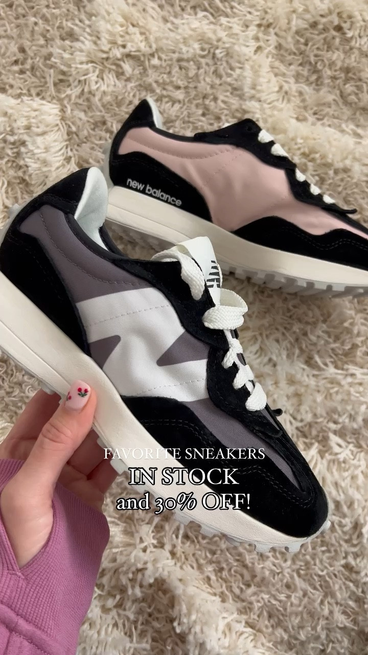 Comment “SNEAKER” and I’ll send you the links to these super popular New Balances that are 30% off! 👟 I’m honestly shocked these are fully in stock! Run true to size 🫶🏻



#LTKshoecrush #LTKsalealert #LTKfindsunder100