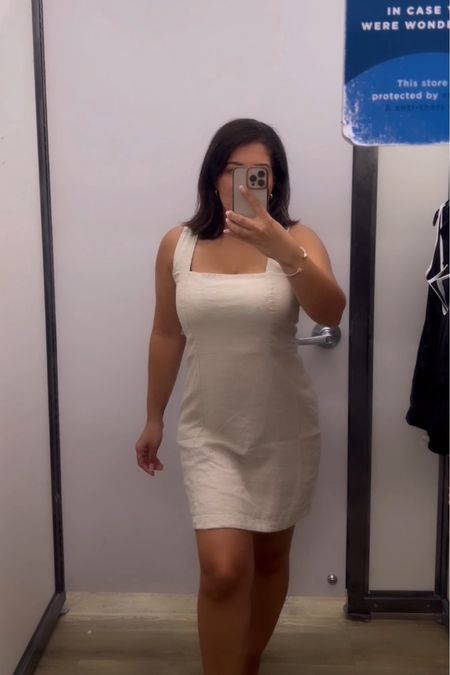 Size S dress. 

#LTKSaleAlert #LTKOver40 #LTKGiftGuide