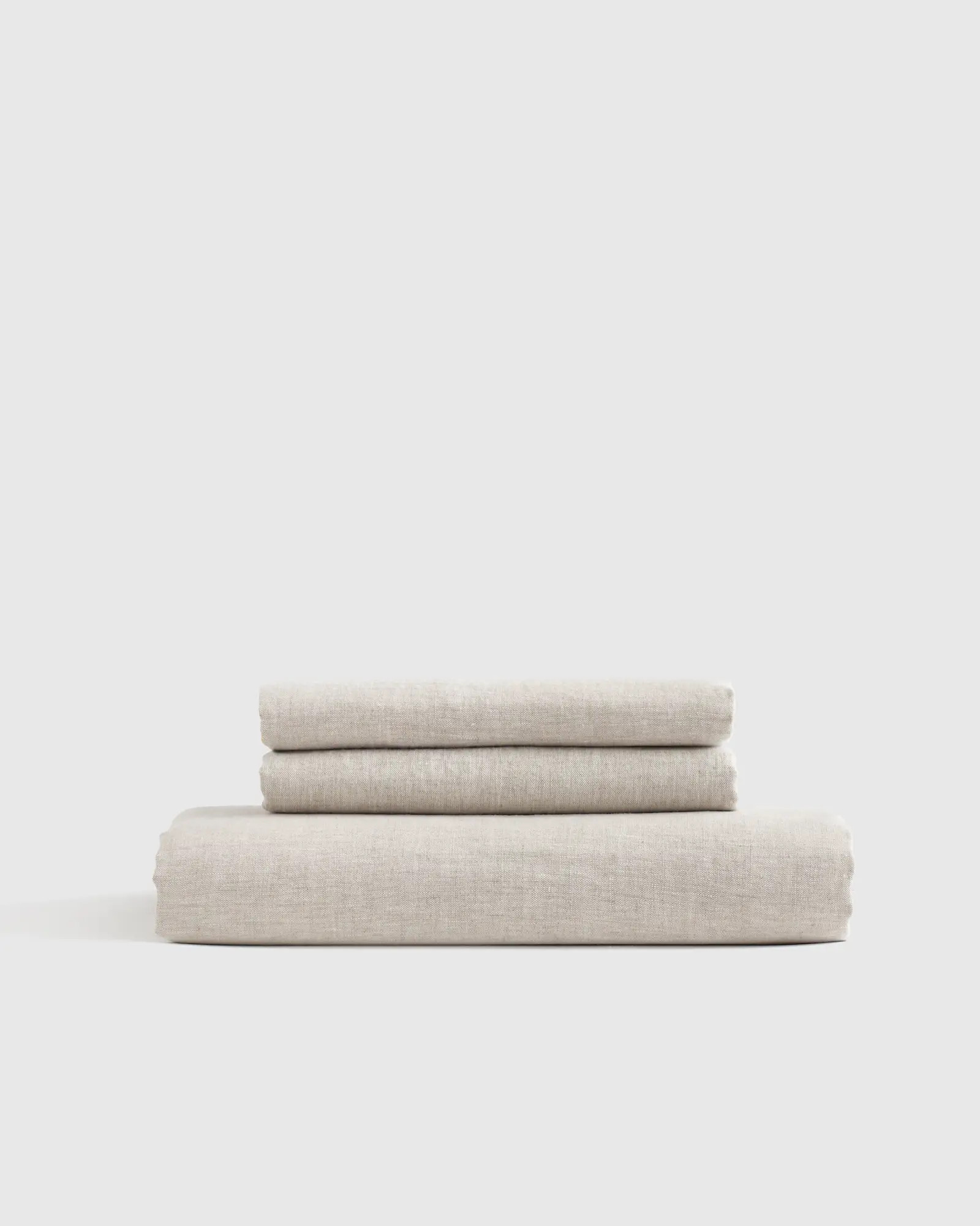 European Linen Chambray Fitted Sheet Set  in Natural | Quince