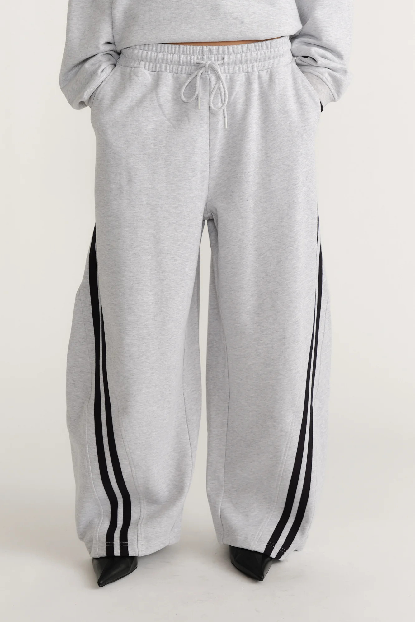 D-Luxe Barrel Trackpants - GREY MARLE | DECJUBA