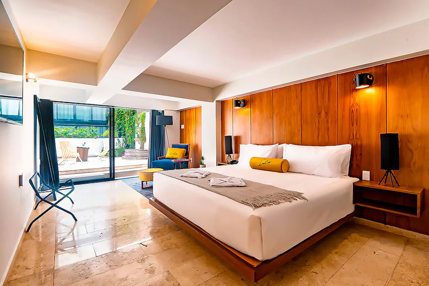 HOTEL LUCA | Expedia (US)