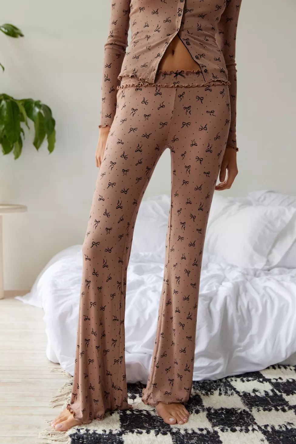 Out From Under Sweet Dreams Printed Lounge Pant | Urban Outfitters (US and RoW)