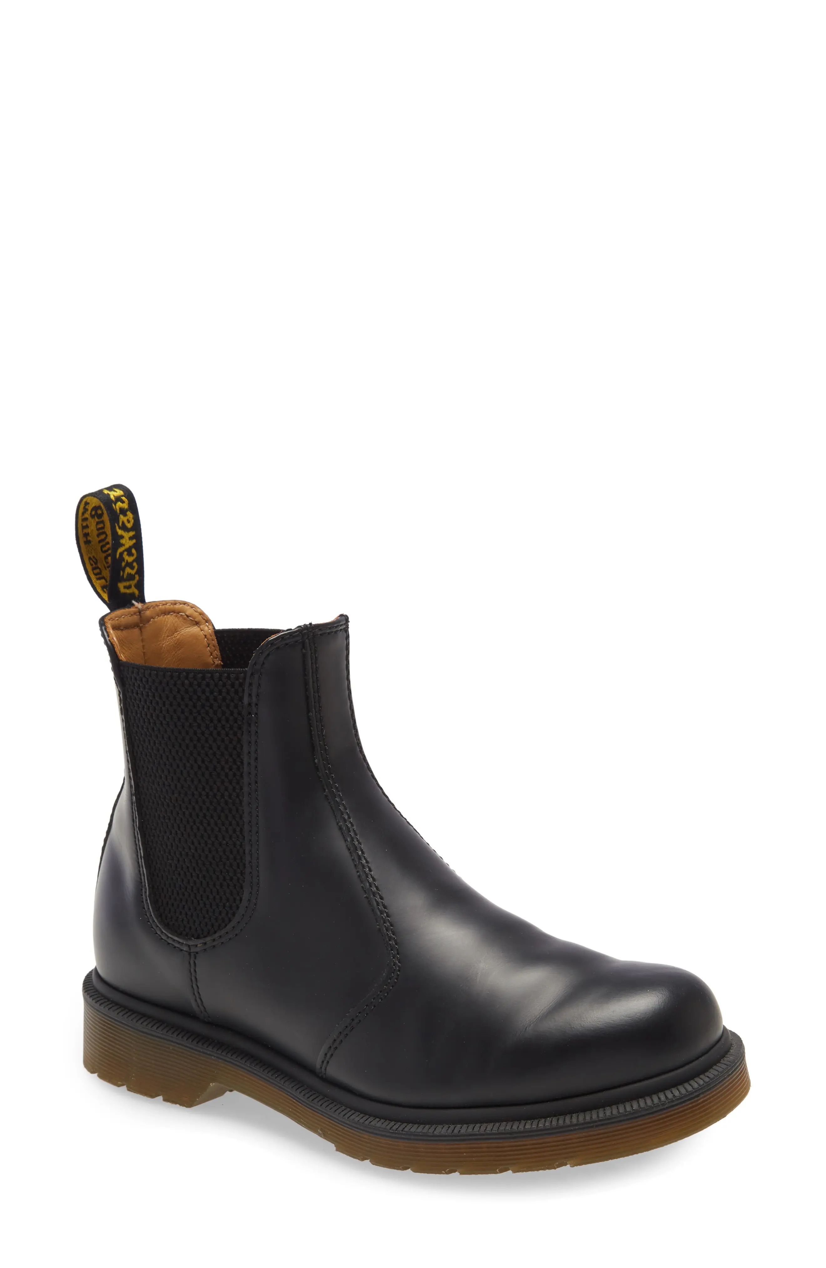 Dr. Martens 2976 Chelsea Boot, Size 10Us in Black at Nordstrom | Nordstrom