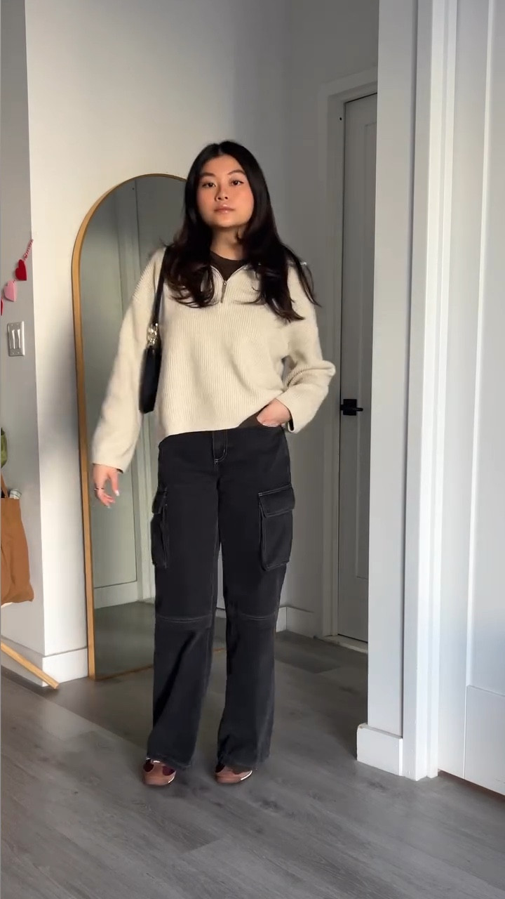 is it better 🫢 sweat sets are stylish too btw 😌
.
#nyc #outfitinspiration #aesthetic #outfitideas #explore #fitcheck #outfitinspo #lifestyle #newyork