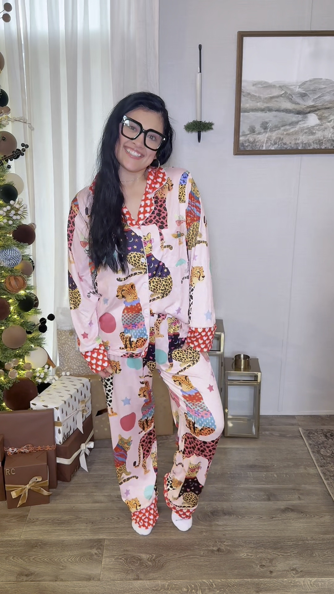 Your girl is back at it with another super cute pajama set and this one is giving all the fun girly vibes! This pajama set has the softest material and is such a cozy set for these cold nights!! 🐆🩷

#LTKStyleTip #LTKGiftGuide #LTKMidsize