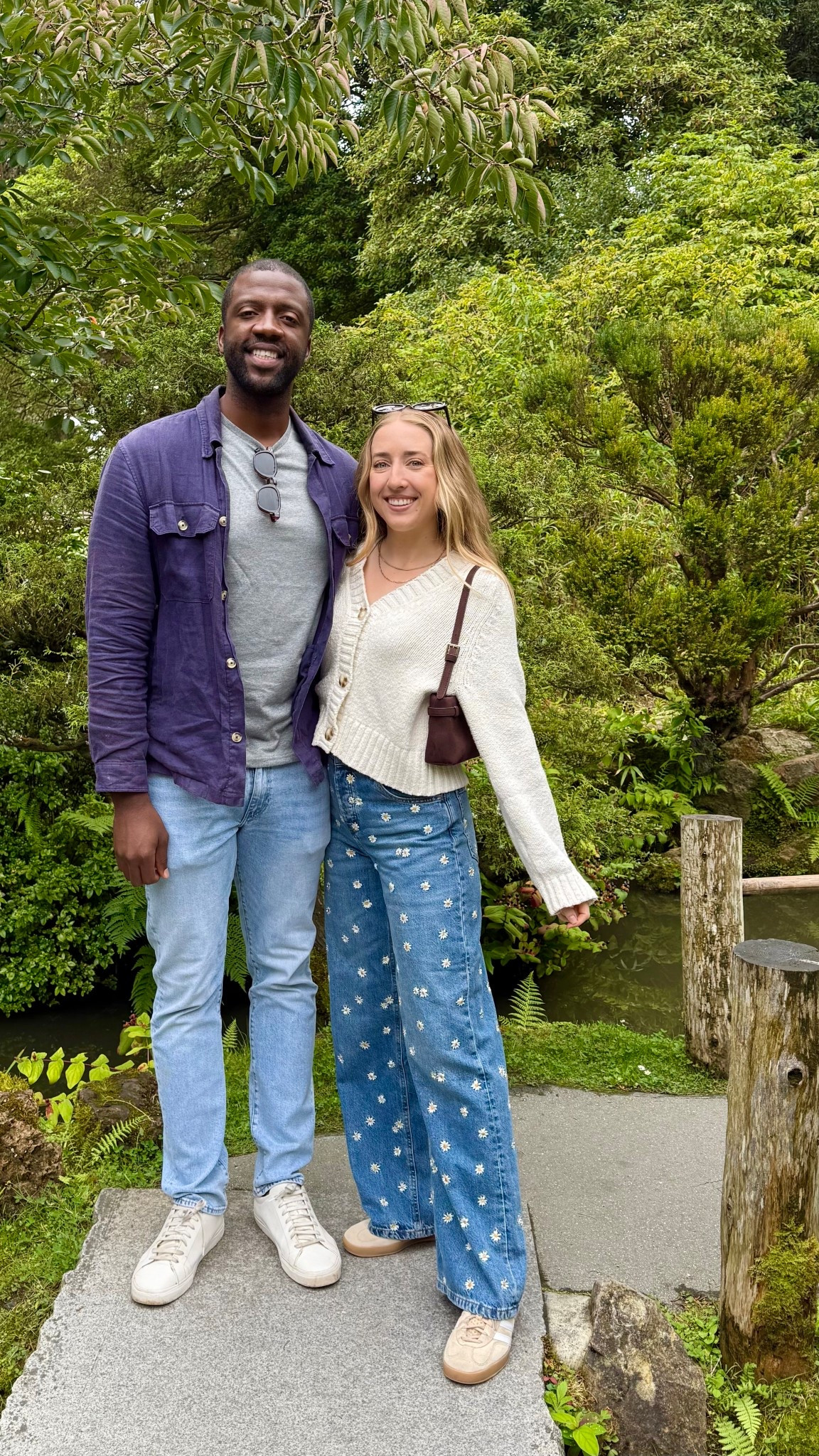 Cute fall outfit 🌻🍁

Fall | embroidered jeans | cream cardigan | brown suede purse

#LTKSeasonal