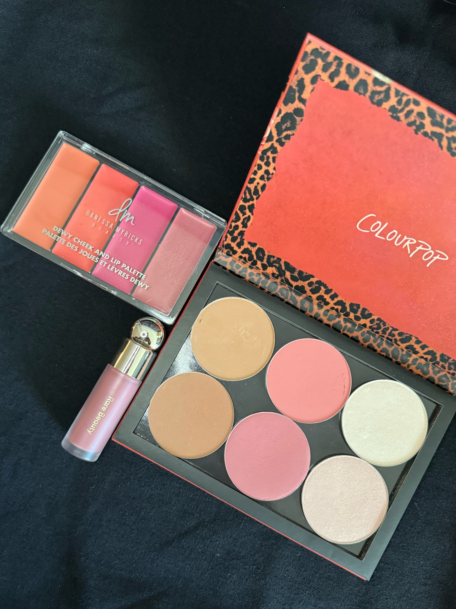 All the blushes I packed for Chicago - I love having options when I travel. I packed a liquid that I love, a cream palette, and a powder palette I custom-created with shades for my self-tanned skin and for when that tan fades. I used all of them during my trip, and they’re some of my favorites for daily use!

#LTKBeauty #LTKGiftGuide #LTKTravel