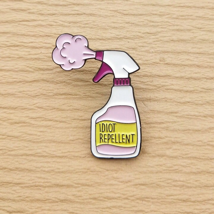 1pc Spray Bottle Brooch Enamel Lapel Pin Hat Bag Shirt Badge Jewelry Gift Zinc Alloy Metal Black ... | SHEIN