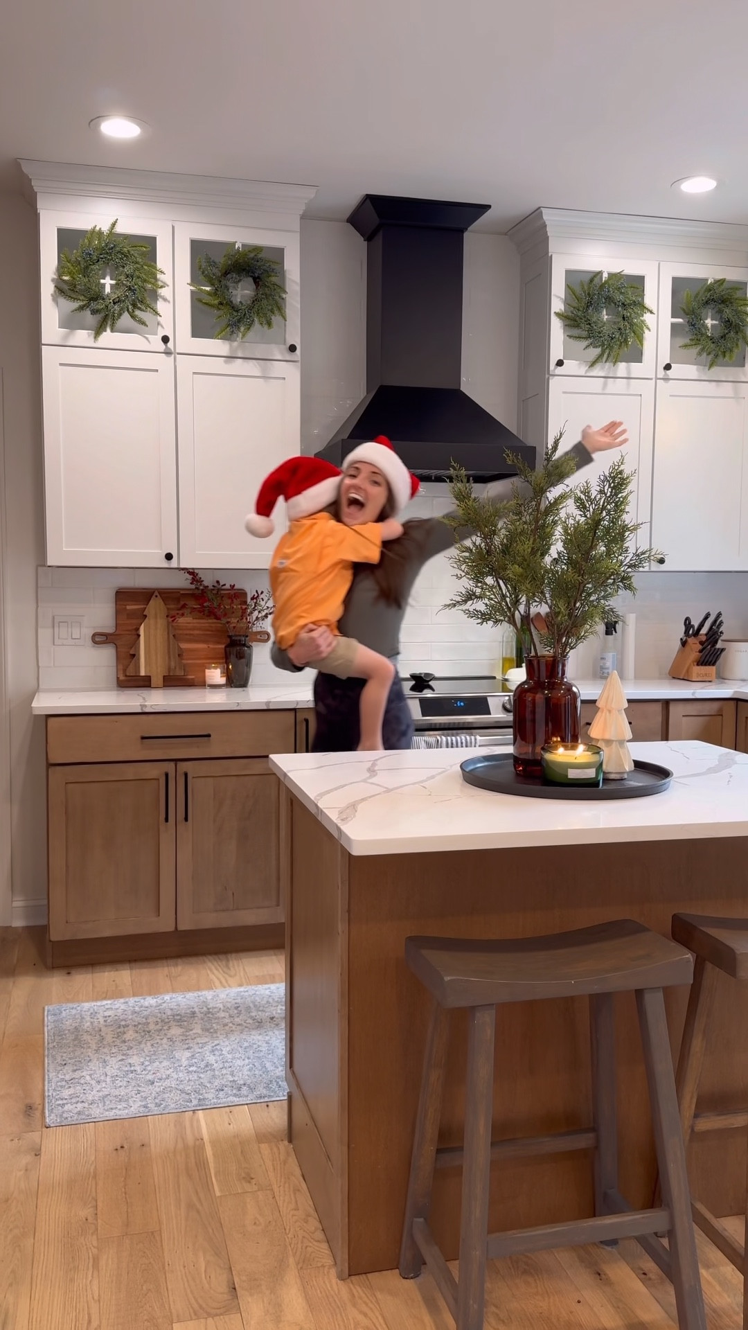 CHRISTMAS DECOR ✨🎄🎅🏼❄️ linked everything I could ❤️ 

#LTKHoliday #LTKHome #LTKVideo