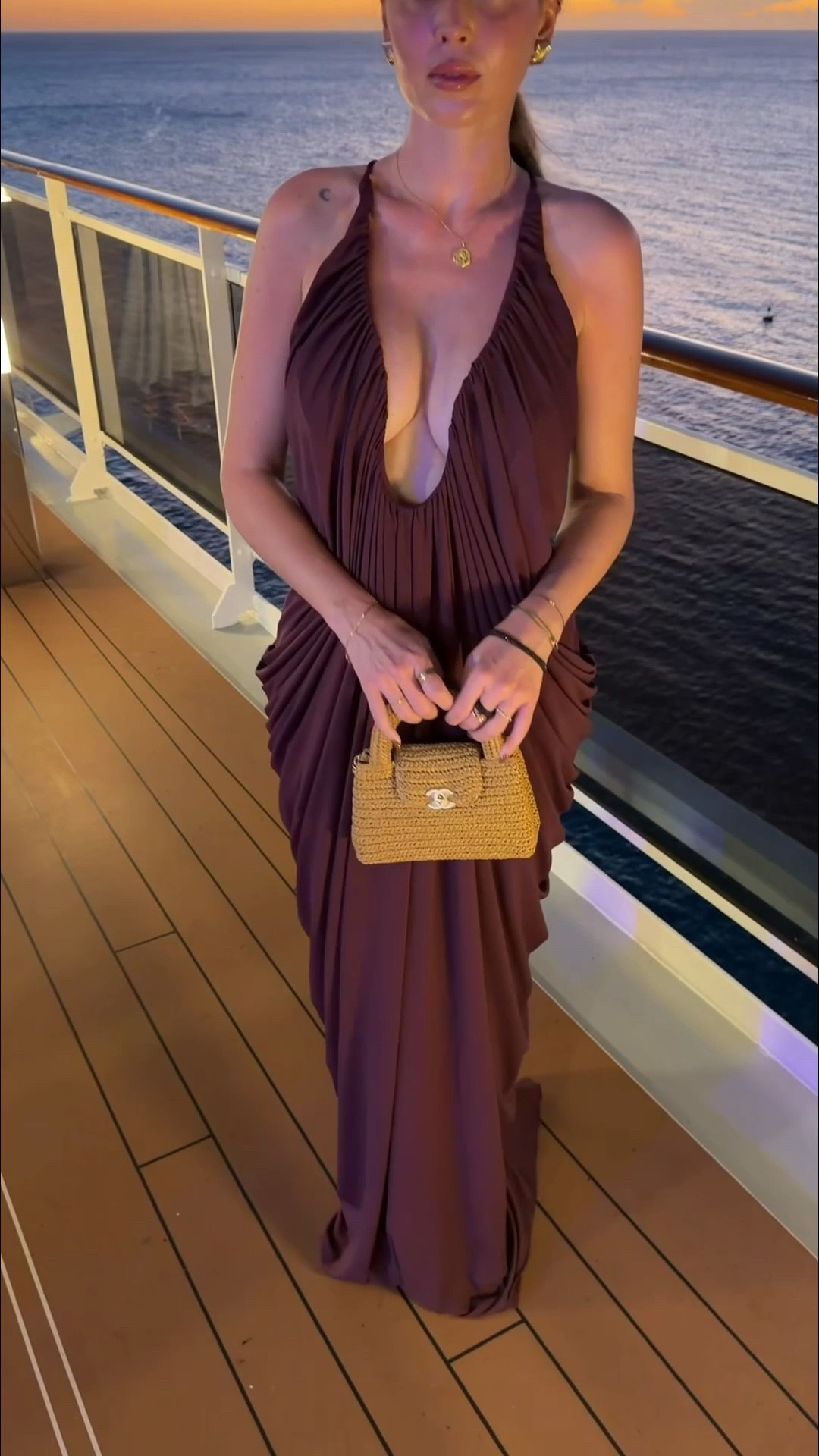 This dress, made for sunsets 


#LTKpartywear #LTKeurope #LTKsummer