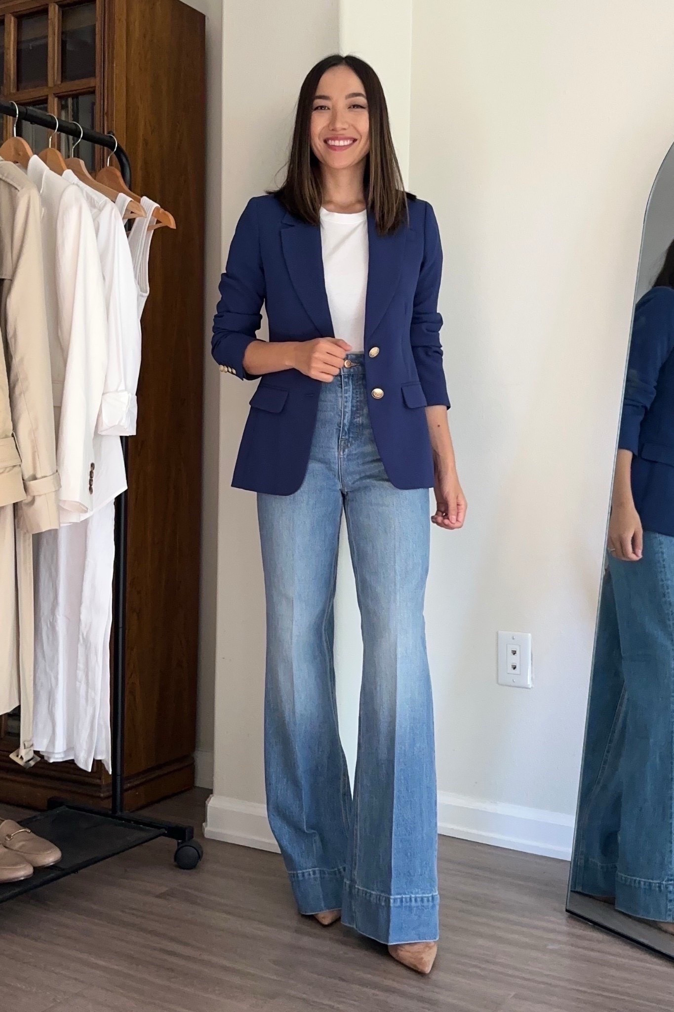 Classic & chic work outfit 

Last day for 30% off almost everything at Jcrew! Use code SHOPQUICK 

• Jcrew denim trousers — wearing the classic length (with heels, I’m 5’4”) the petite length would have worked better for me — on sale for under $115!
• blazer - old, linked to similar style 


Wide leg jeans / workwear / office outfit 


#LTKSaleAlert #LTKWorkwear #LTKSpringSale
