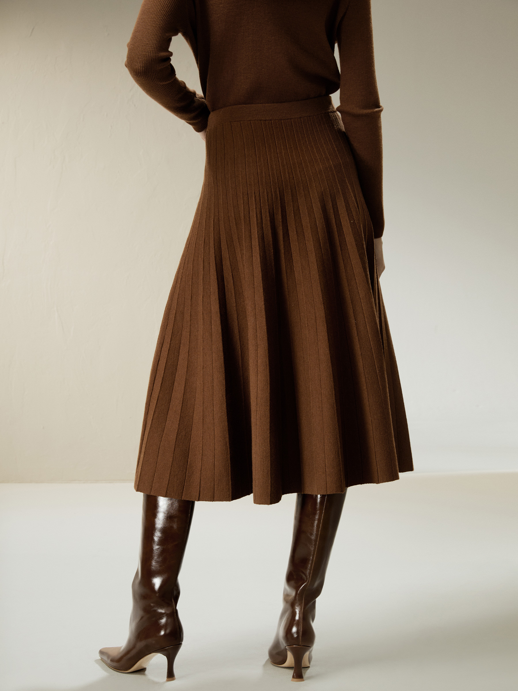 Collegiate Ultra-fine Merino Wool Skirt | LilySilk