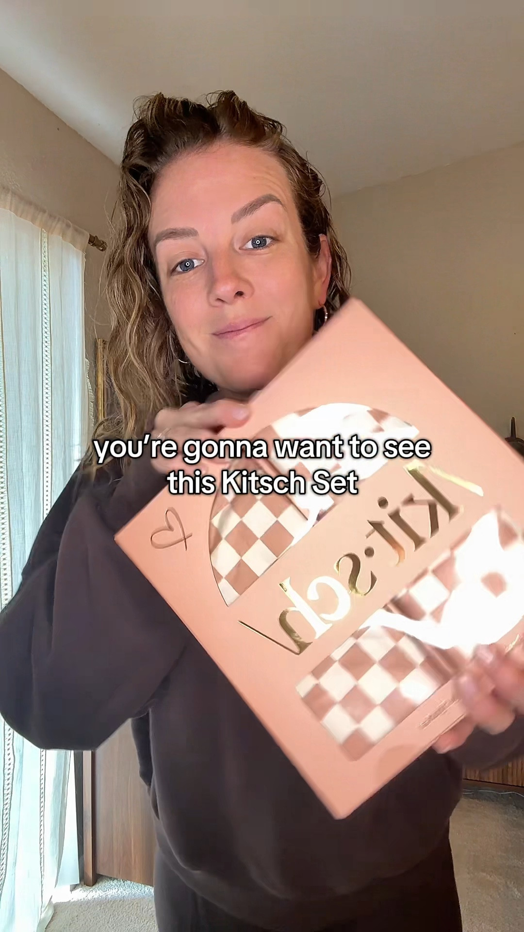 This kitsch spa set would make the perfect gift or for yourself! 

#LTKselfcare #LTKmorningroutine #LTKValentine