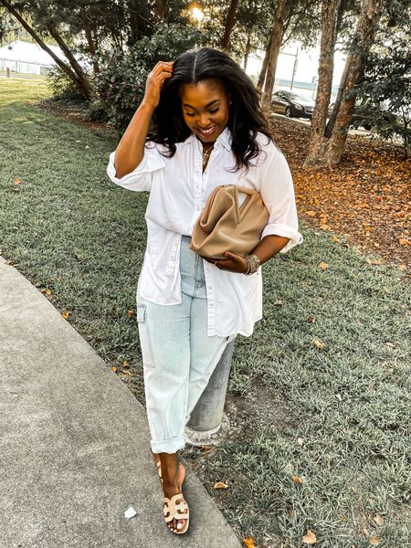 My fave go to uniform. Oversized white blouse and jeans! can’t find these exact same jeans online but linking a bunch of different cute ones from the same brand  

#LTKcurves #LTKunder100 #LTKstyletip