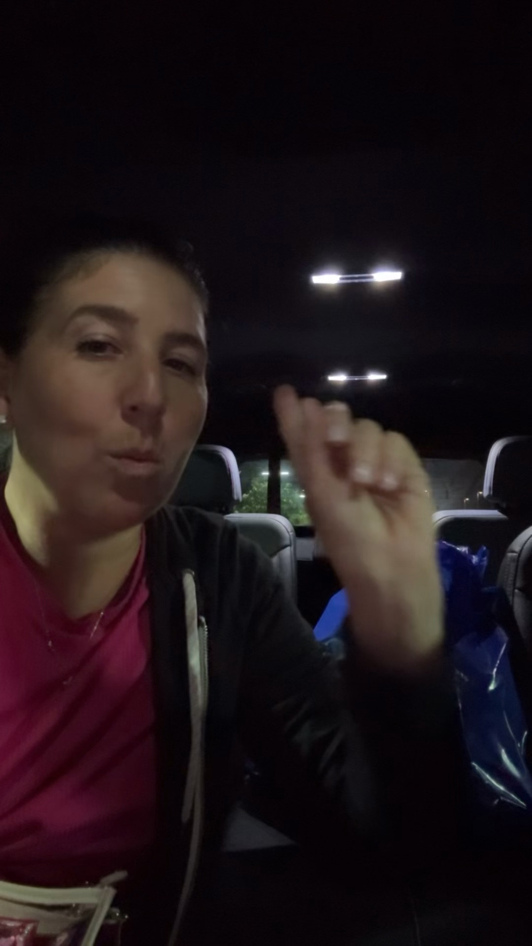 What’s in my bag clear bag edition 

#LTKSeasonal #LTKvlog #LTKActive