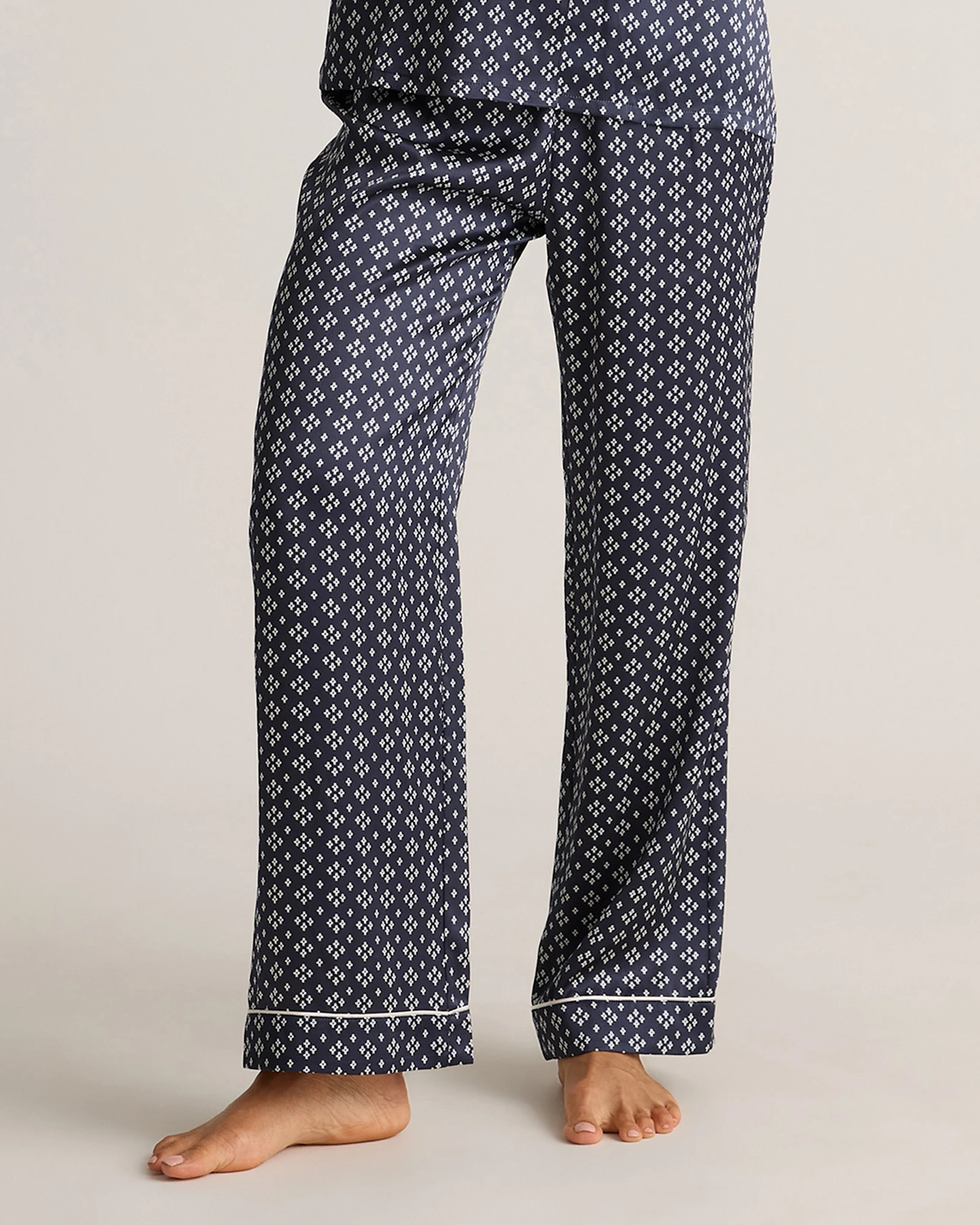 100% Washable Silk Satin Pajama Pant with Piping | Quince