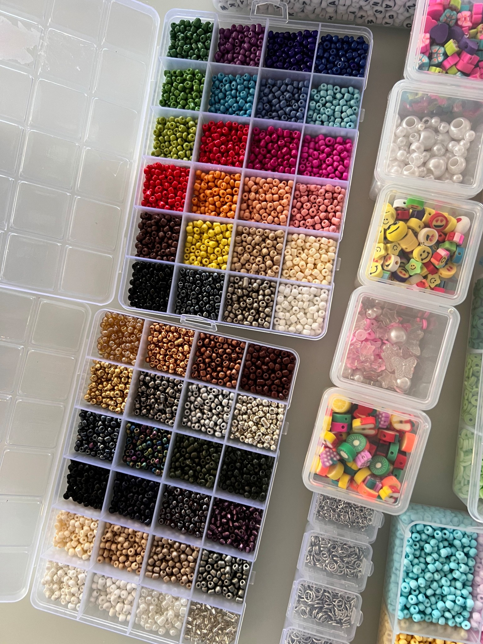 4mm glass seed beads 