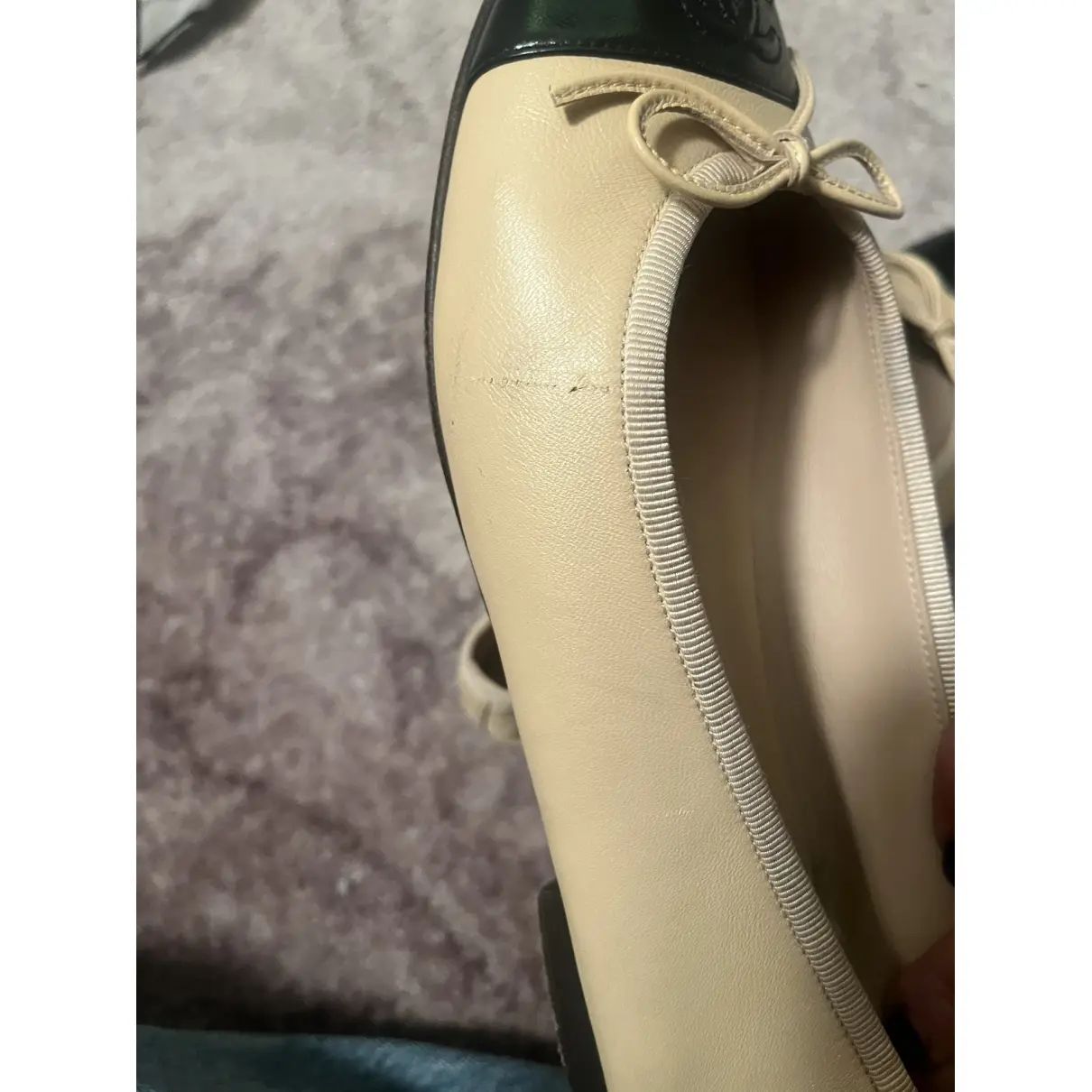 Leather ballet flats Chanel Beige size 38 EU in Leather - 40871196 | Vestiaire Collective (Global)
