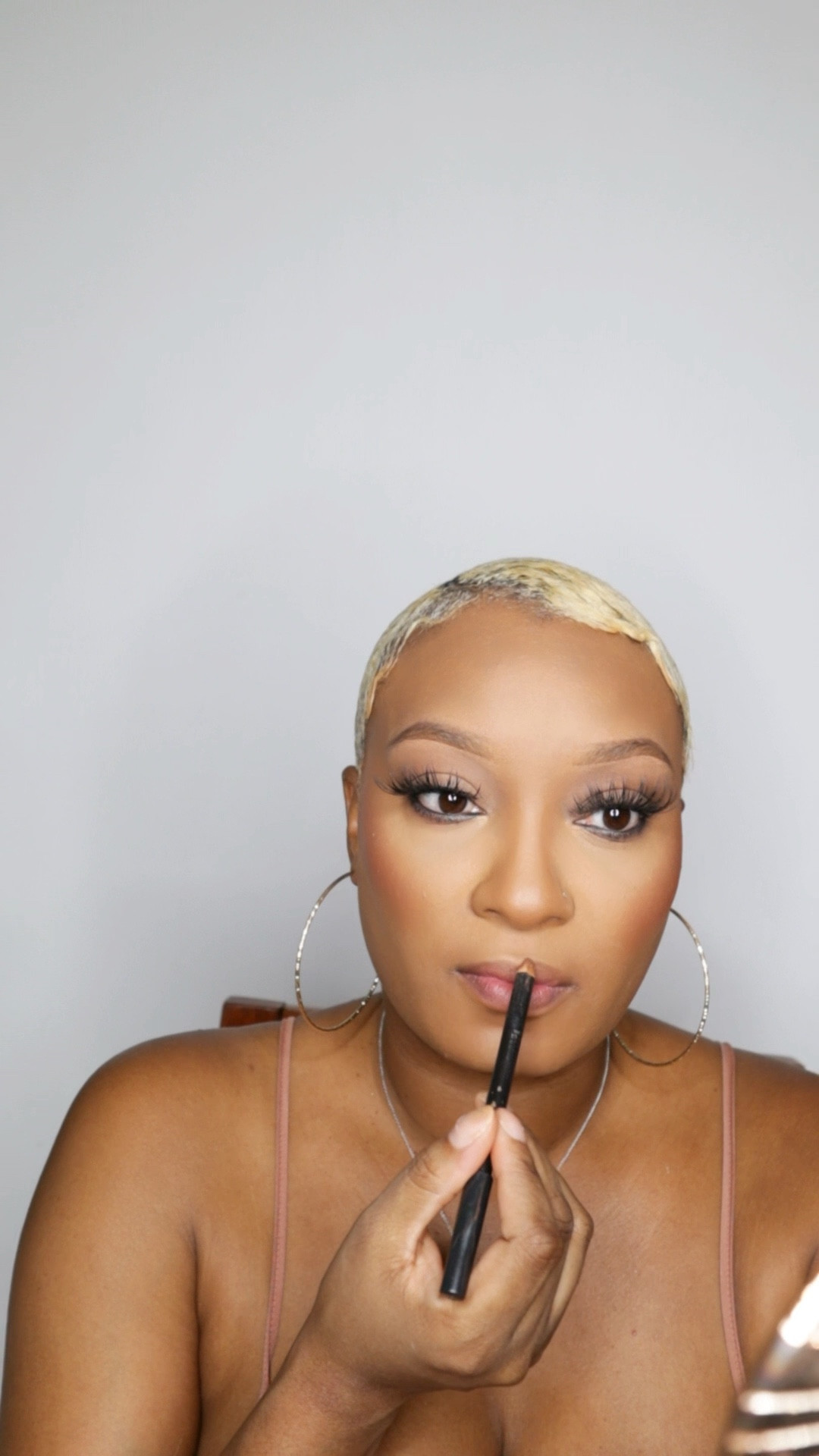 ✨I always get compliments on how buttery and natural my makeup looks! This is how I do my perfect base.✨
Concealer - warm sand
Blush - courageous 
Contour - strength 
Corrector - papaya
Setting powder - mesa 
Makeup over 40
Foundation routine over 40
Base makeup over 40
Skincare over 40
Lys beauty
Urban decay bond
Too faced foundation 
Lys contour stick 
Oily skin makeup
Summer makeup 

#LTKBeauty #LTKOver40