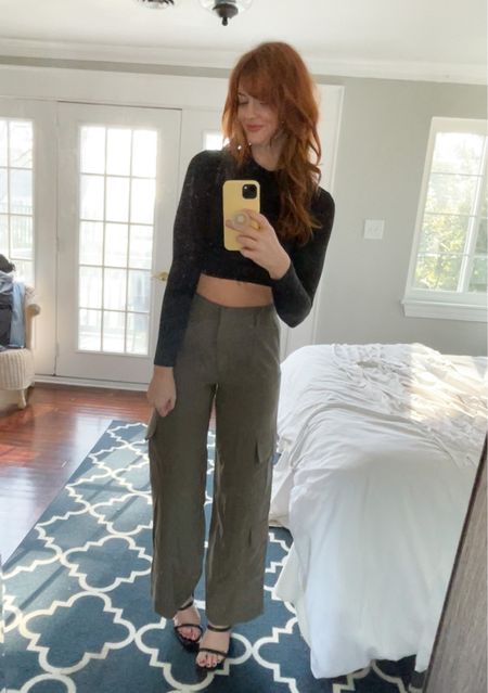 Love these cargo pants from H&M! True to size. Paired it with a cropped mock neck! 

#LTKstyletip #LTKshoecrush #LTKfit