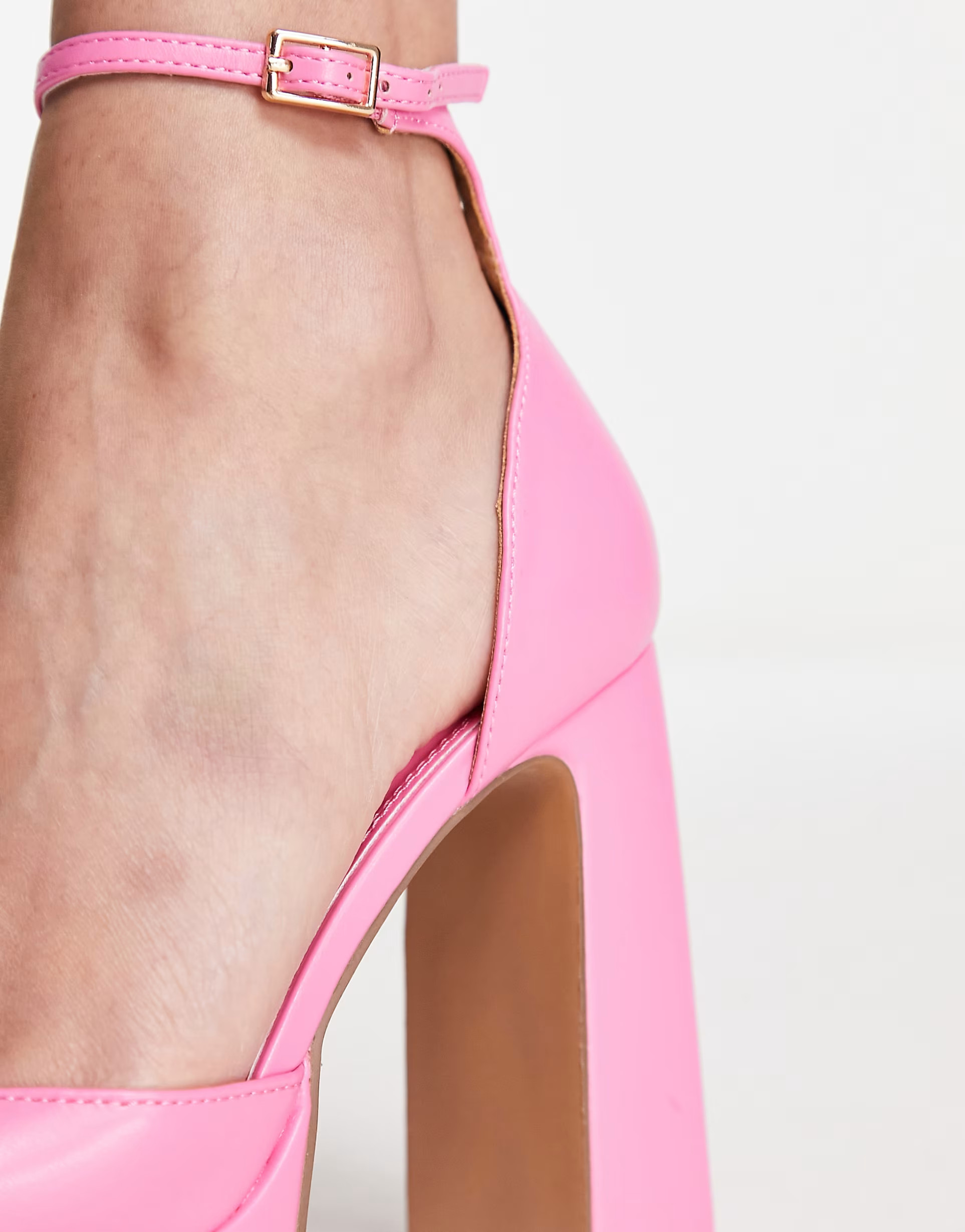 NA-KD platform heeled shoes in pink window.asos.performance.markAndMeasure(`pdp:title_displayed`)... | ASOS (Global)