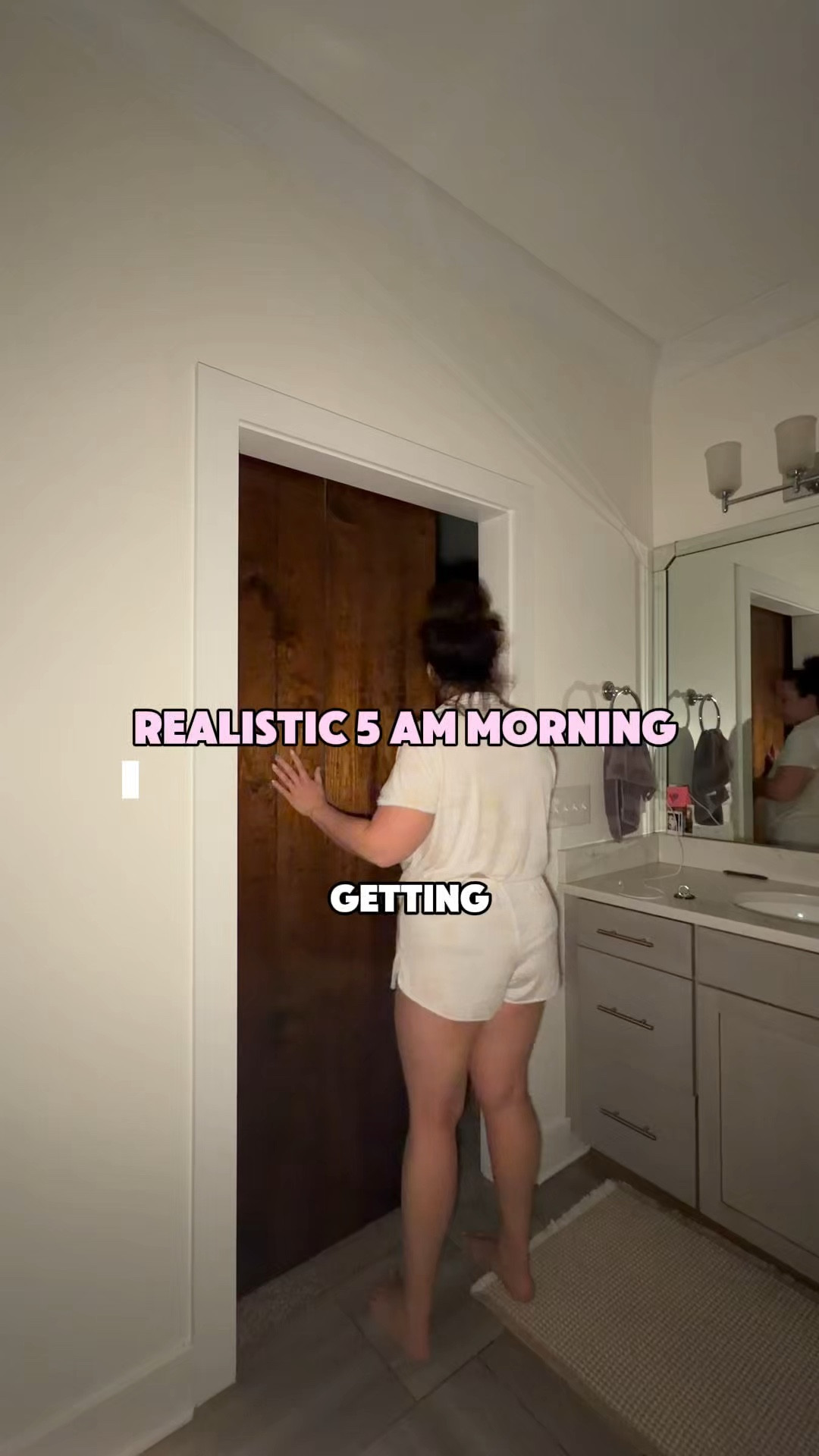 realistic 5 AM morning as a soft tummy thick thigh girl strength training! I have been a morning workout girlie since my kiddos were tiny! Sharing as a reminder all bodies are allowed to take up space at the gym 👏🏻 

@abercrombie @drinklmnt @hydrojug @grunsdaily @humehealth @oikos

#LTKdayinmylife #LTKfitnessgoals #LTKvlog