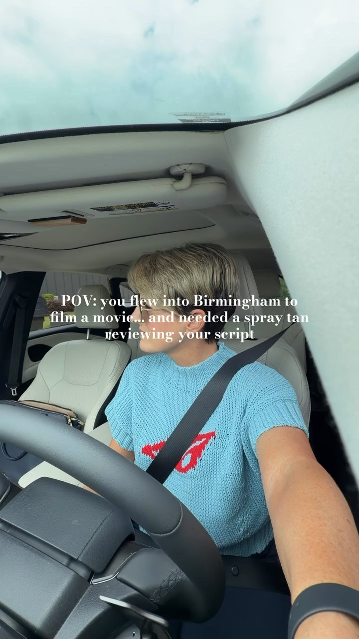 POV: you flew into Birmingham to film a movie… and needed a spray tan while reviewing your script 🎬

No matter the schedule, I bring the full setup to you so you can stay focused and still get a smooth, even glow.

Sharing the spray tan tools and products I use below.

#spraytanartist #mobilespraytan #birmingham #sunlesstanning #spraytanlife #beautyprofessional #ltkcreator #ltkit #LTKbeauty