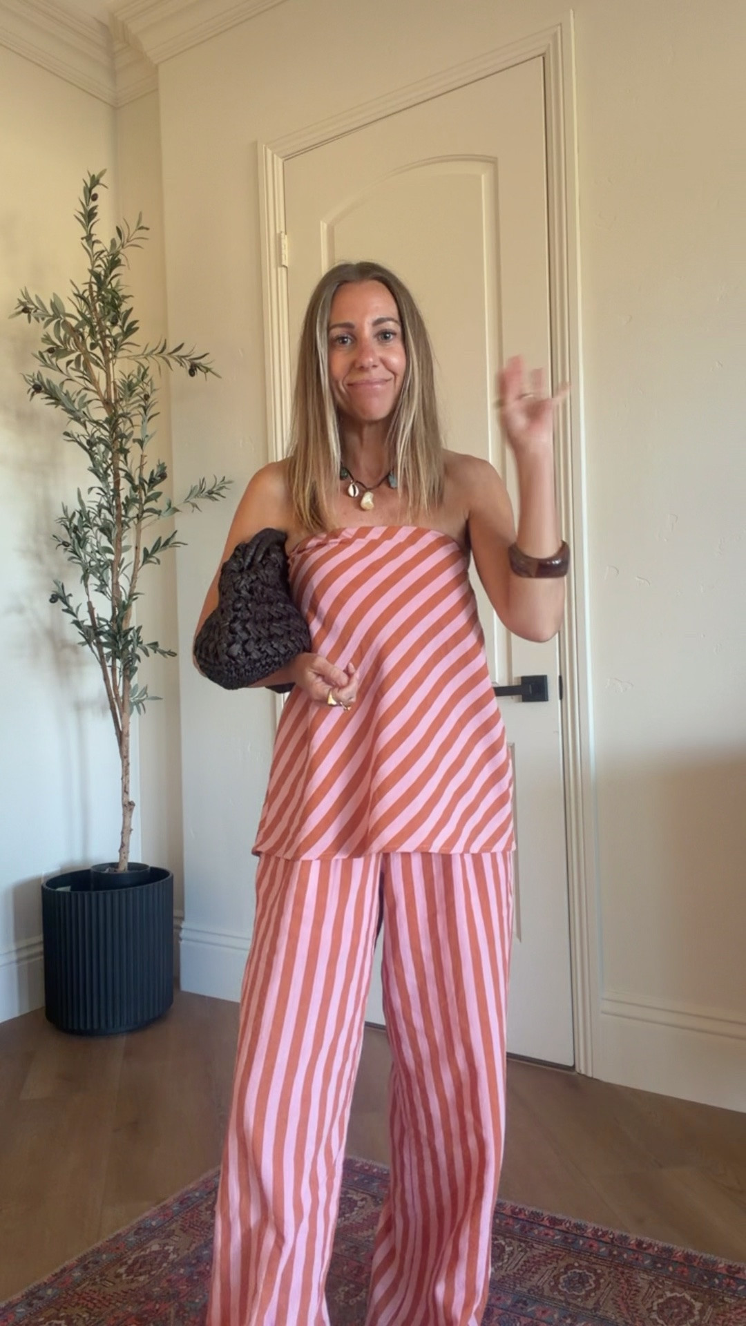 Amazon outfit idea
Wearing size small

#LTKgrwm #LTKootd #LTKSaleAlert
