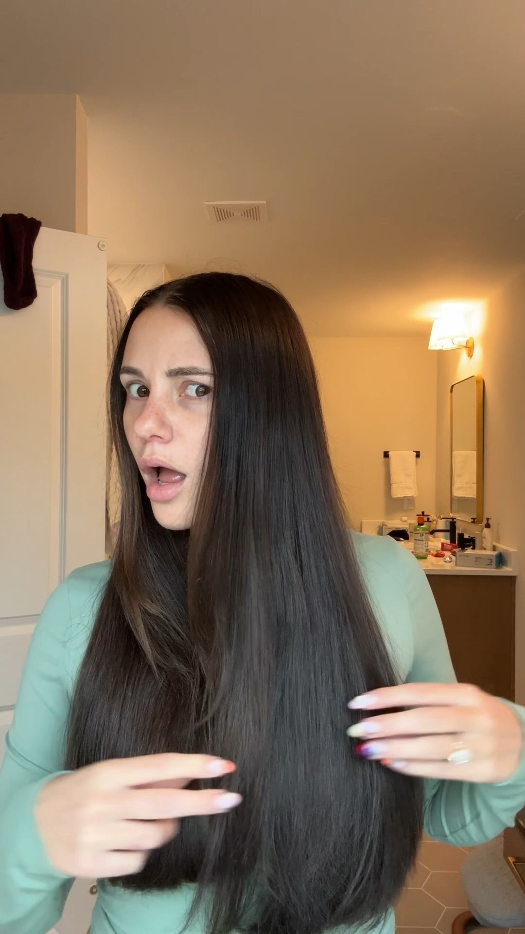 Glosssssiest hair and it was so easy to use 