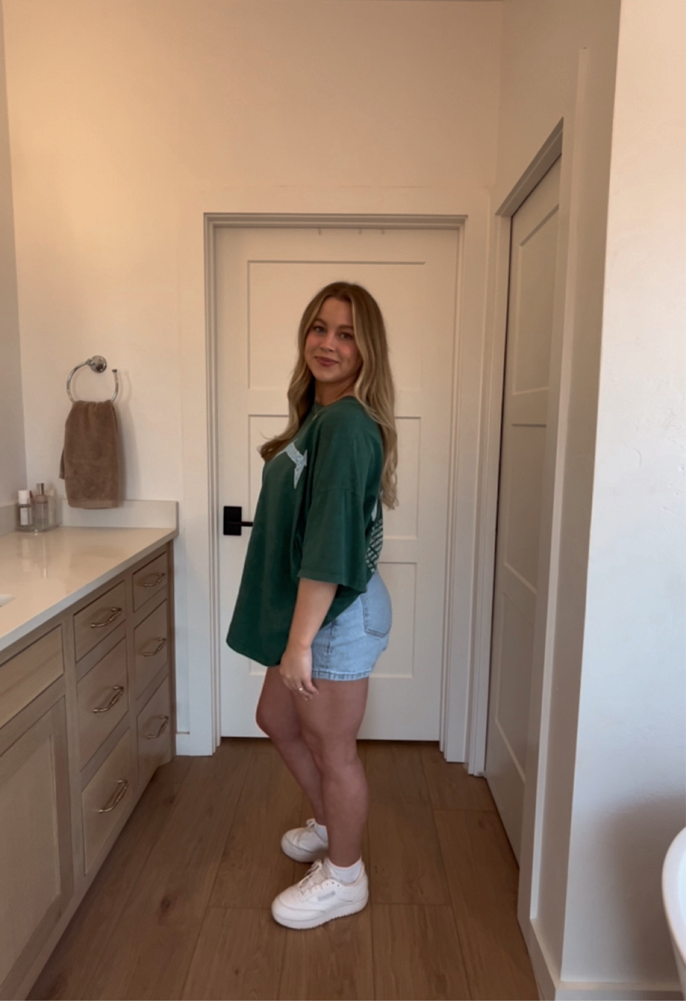 OOTD💚🫶🏼

#LTKSeasonal #LTKMidsize #LTKStyleTip