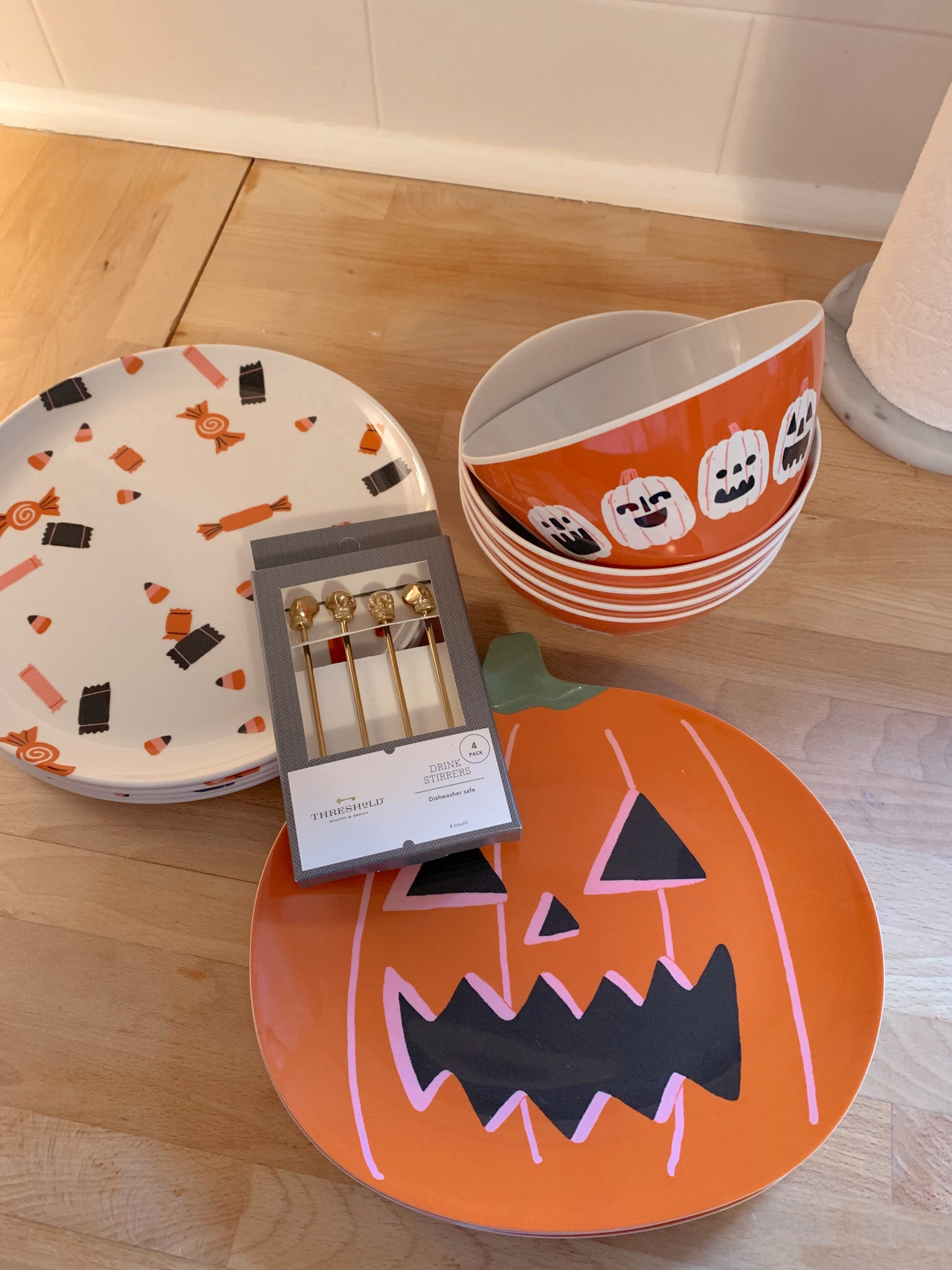 Cutest Halloween melamine plates and bowls! 

#LTKHalloween #LTKhome #LTKSeasonal