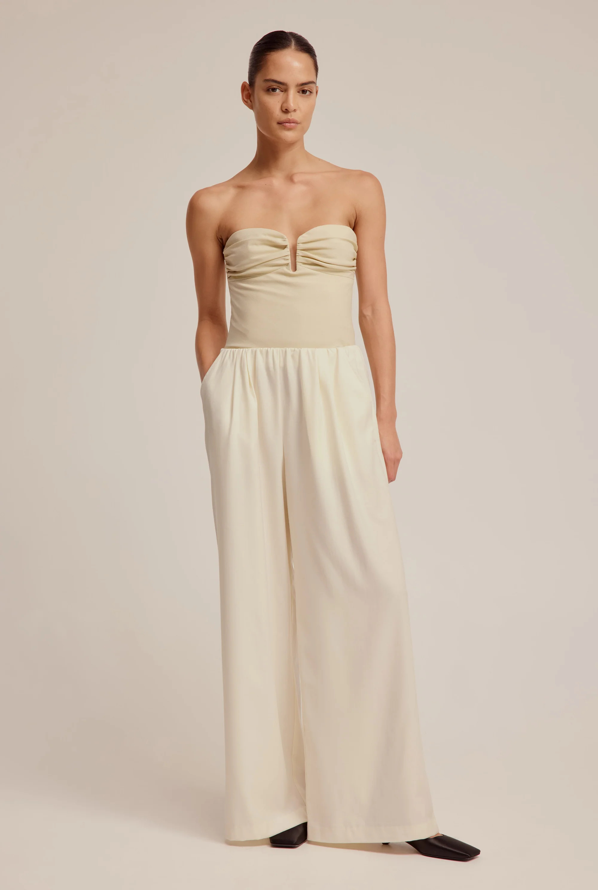 Relaxed Wool Wide Leg Trouser | Venroy AU