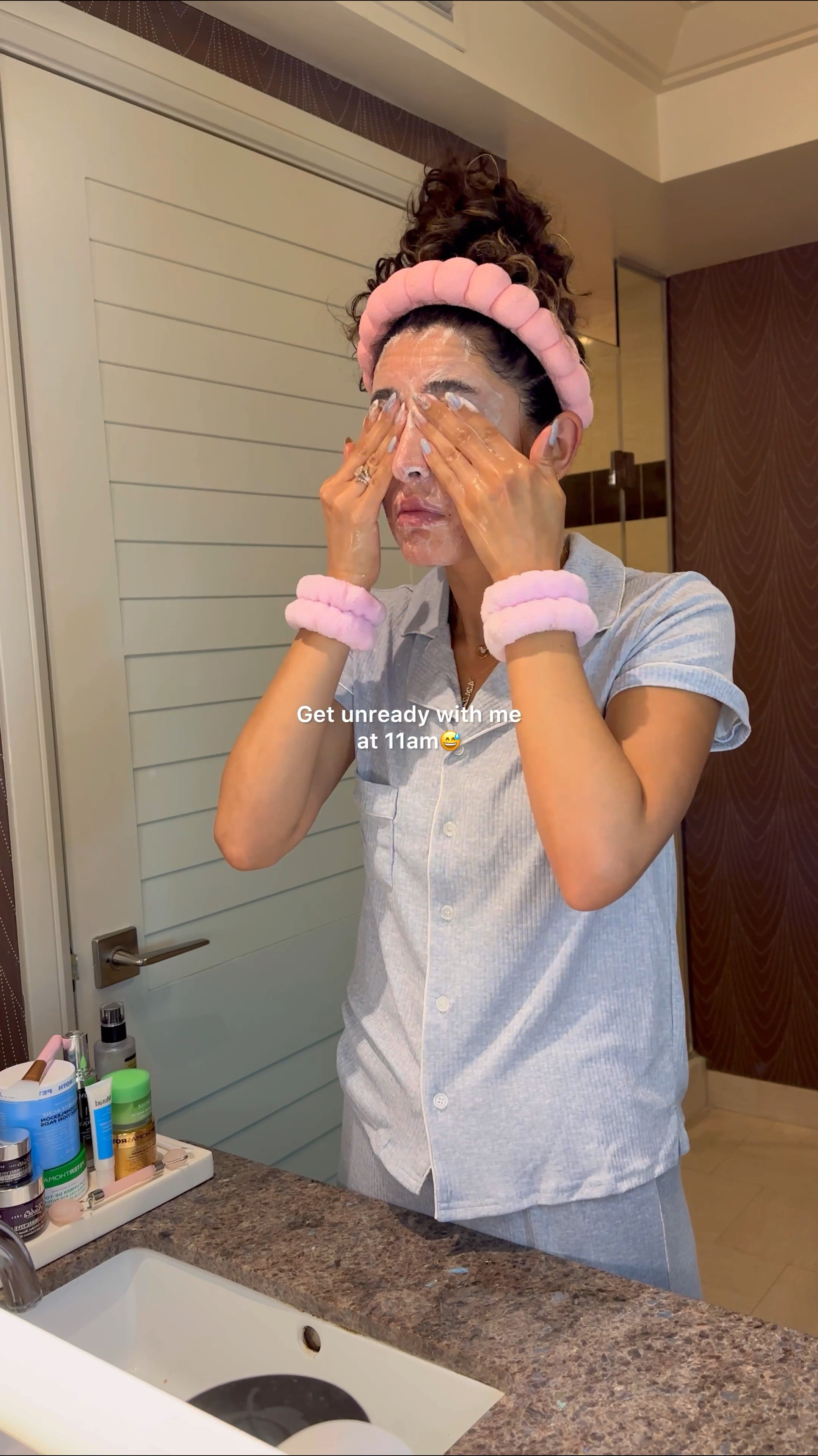 Get unready with me🤍

#LTKstyletip #LTKbeauty #LTKunder100