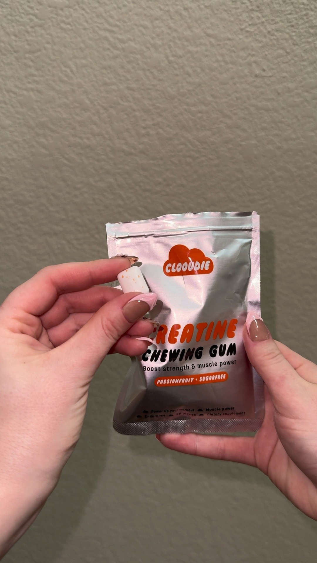 @Clooudie Gum Creatine ☁️🧡 Sugar free & boosts strength & muscle power 🙌🏼

https://amzn.to/3TAFuL2 

 #clooudie
#cloudiecalifornia #chewinggum #gumchewing #gumchewingasmr #creatine #preworkout #workingout

#LTKfitnessgoals #LTKmorningroutine #LTKActive